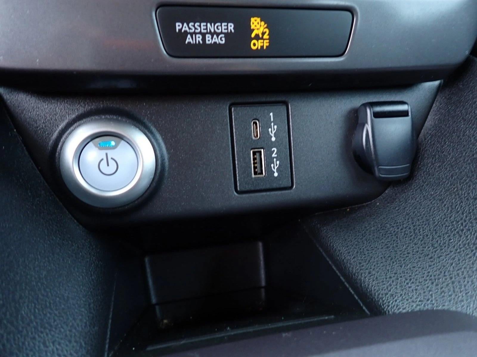 2025 Nissan LEAF S