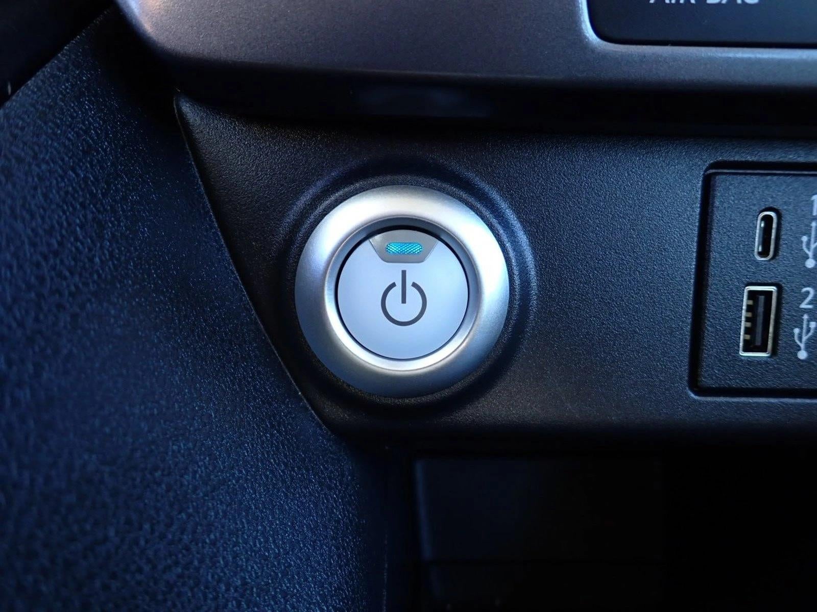 2025 Nissan LEAF S