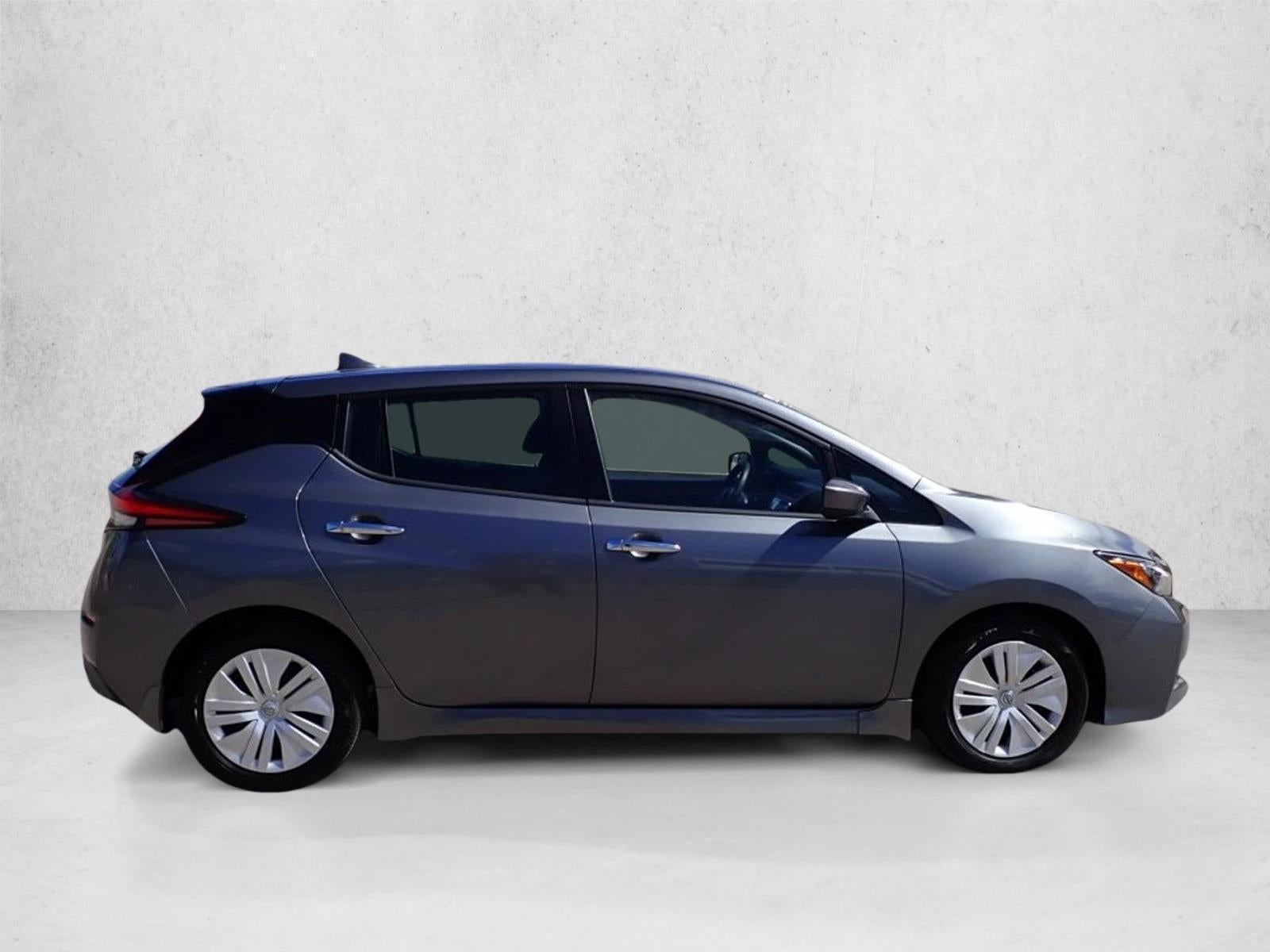 2025 Nissan LEAF S