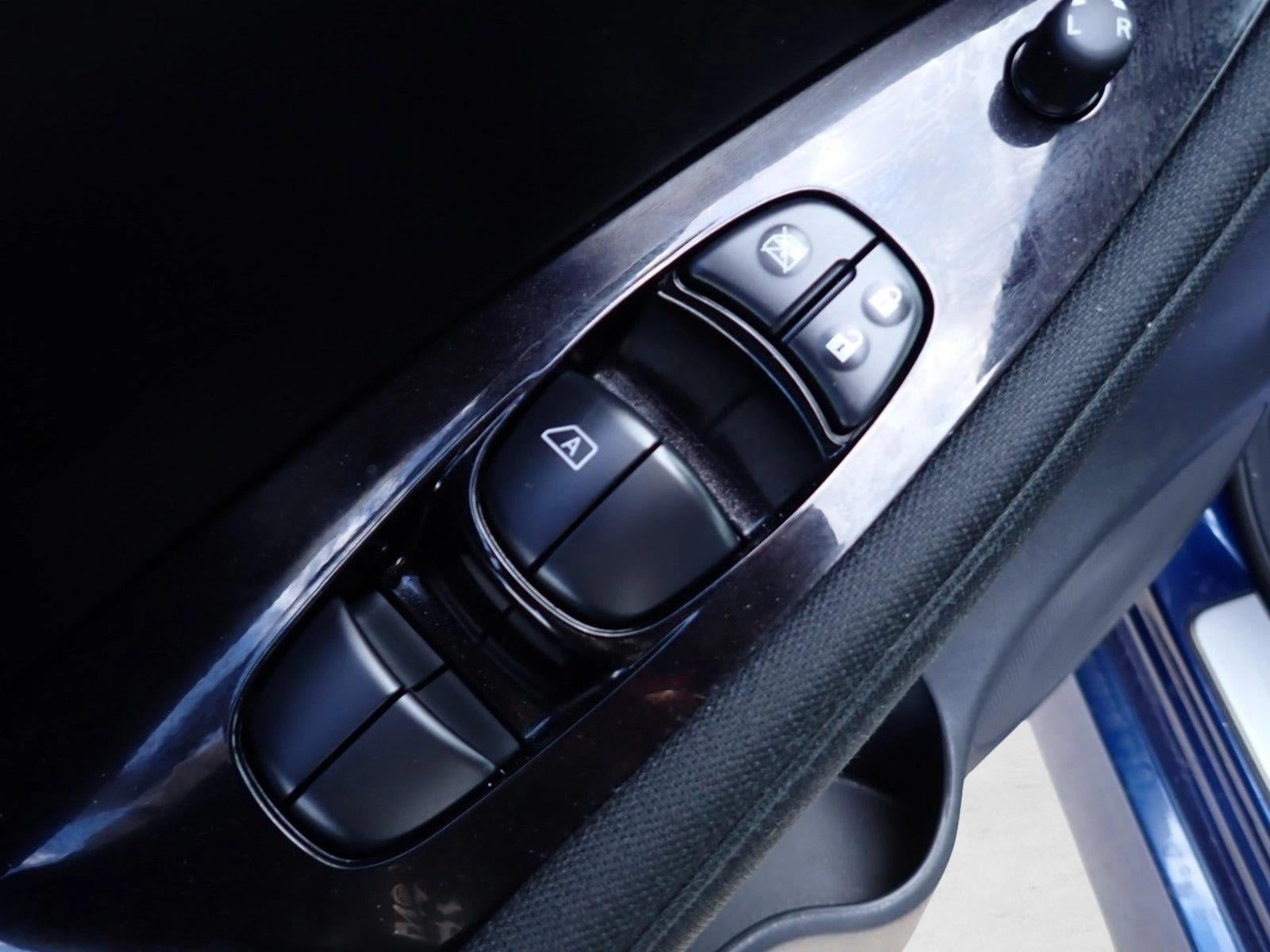 2025 Nissan LEAF SV PLUS