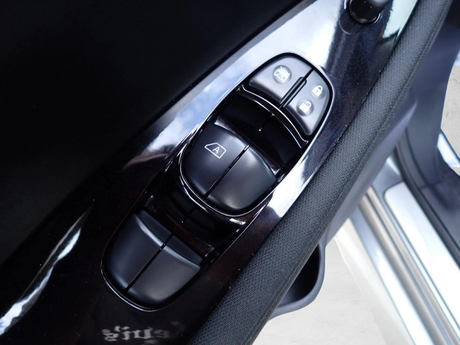 2024 Nissan LEAF SV PLUS