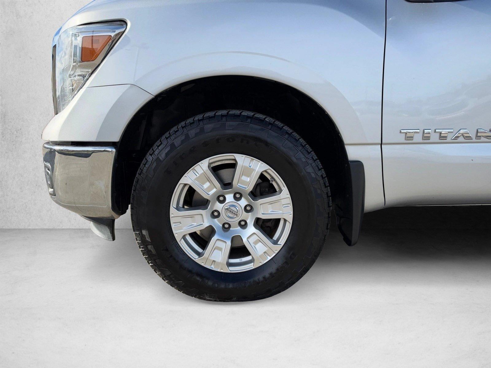 2018 Nissan Titan SV