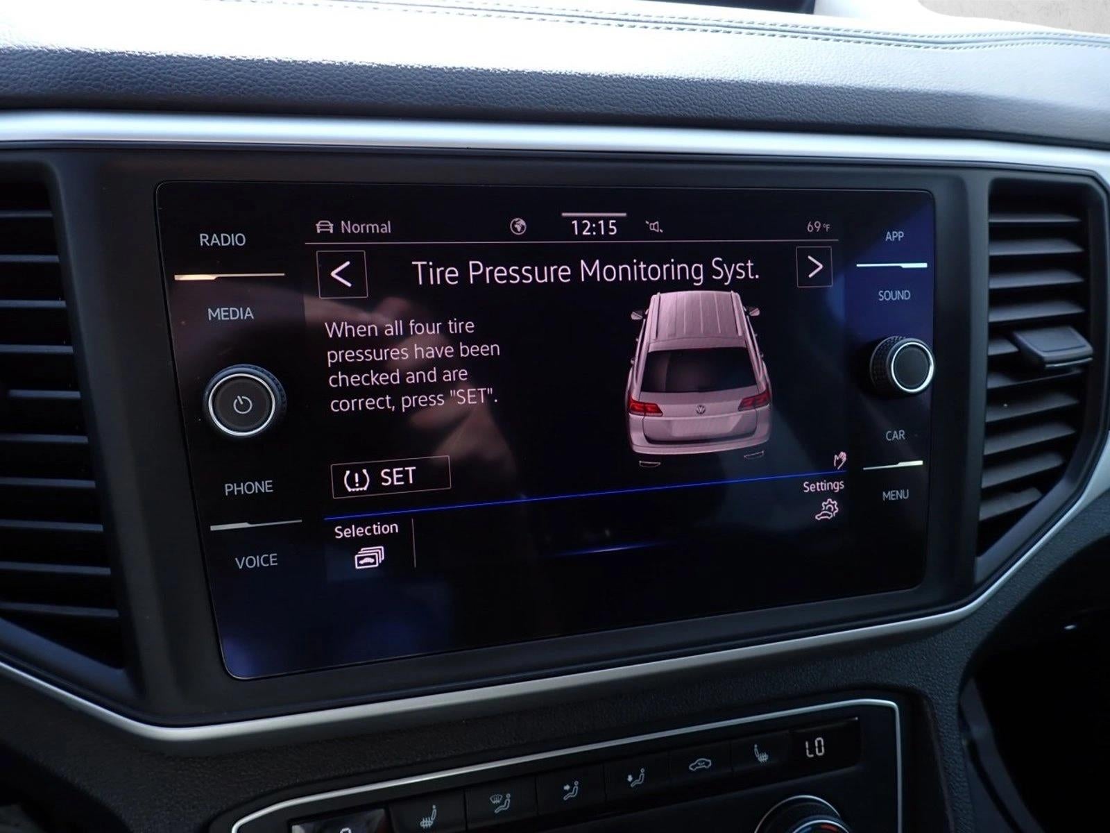 2021 Volkswagen Atlas 3.6L V6 SE w/Technology