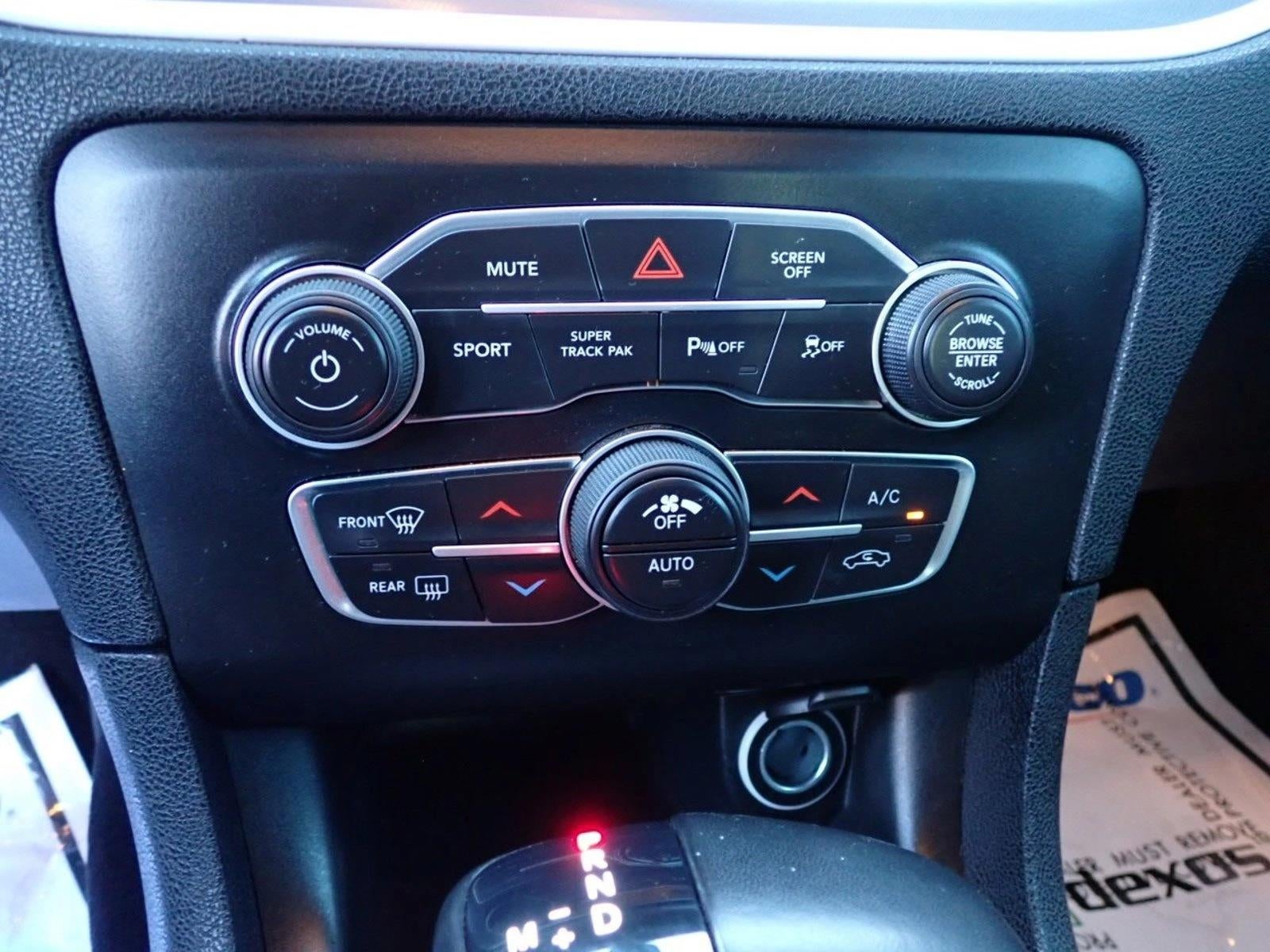 2022 Dodge Charger SXT AWD
