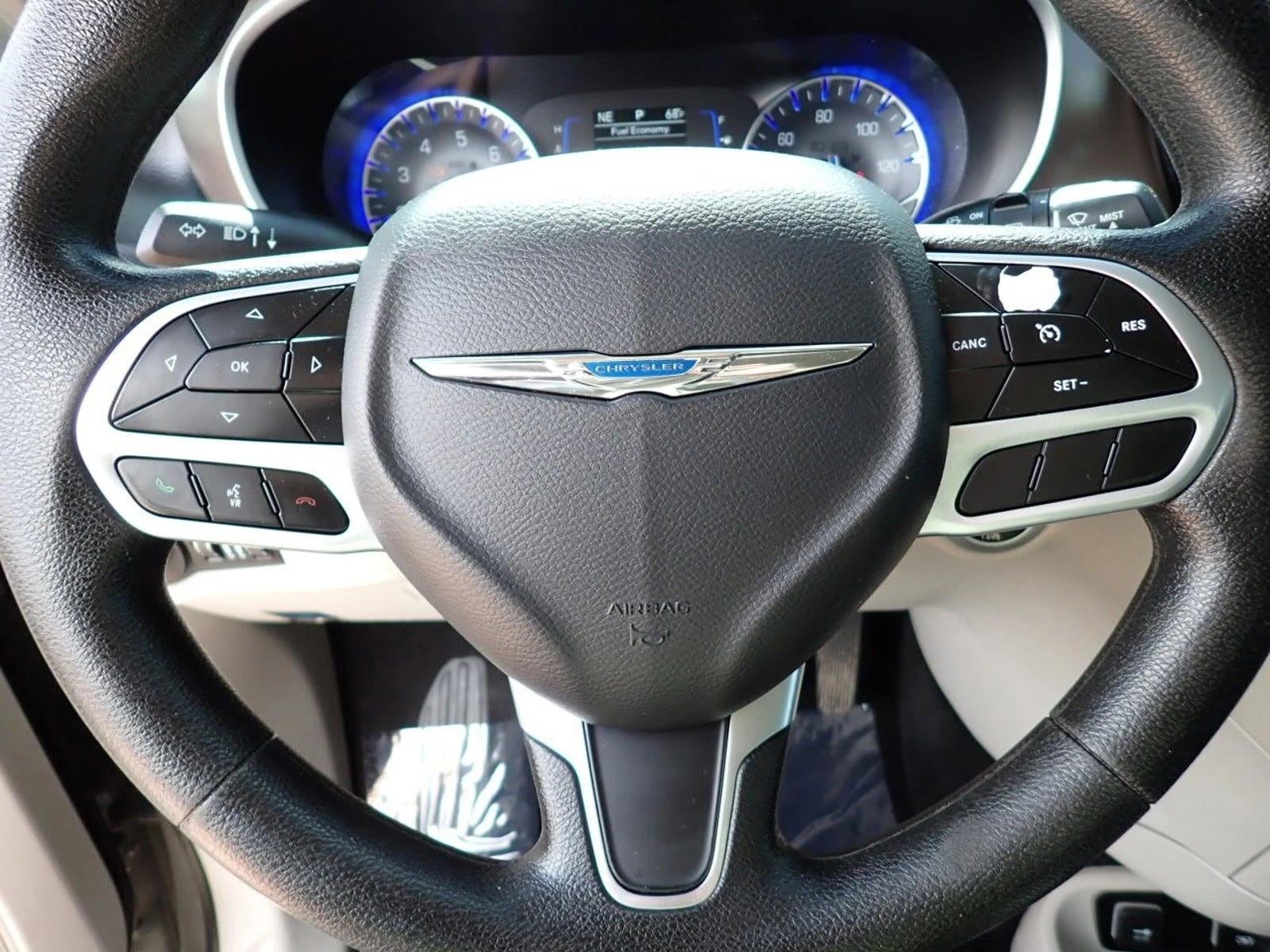 2021 Chrysler Voyager LXI