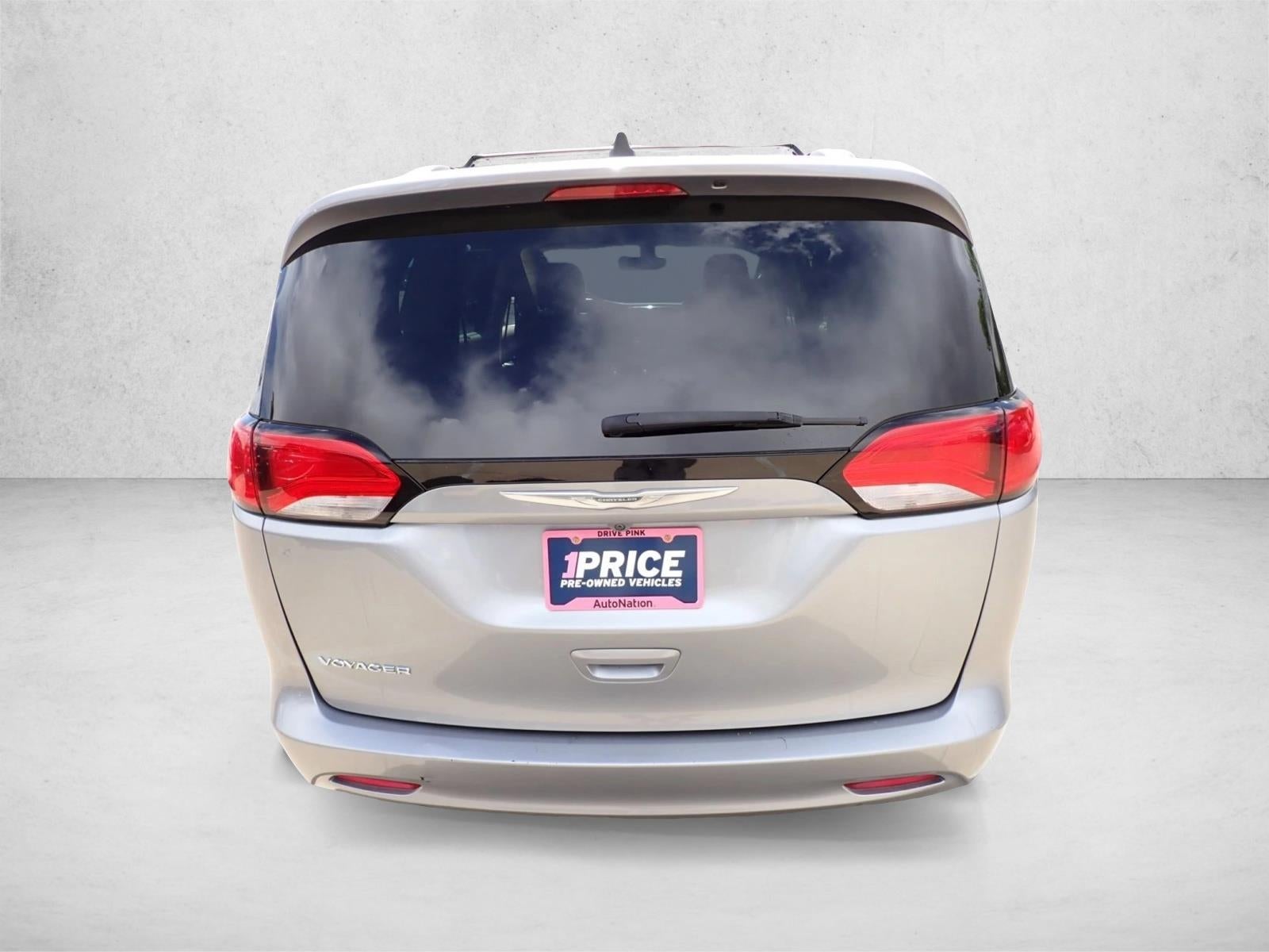 2021 Chrysler Voyager LXI