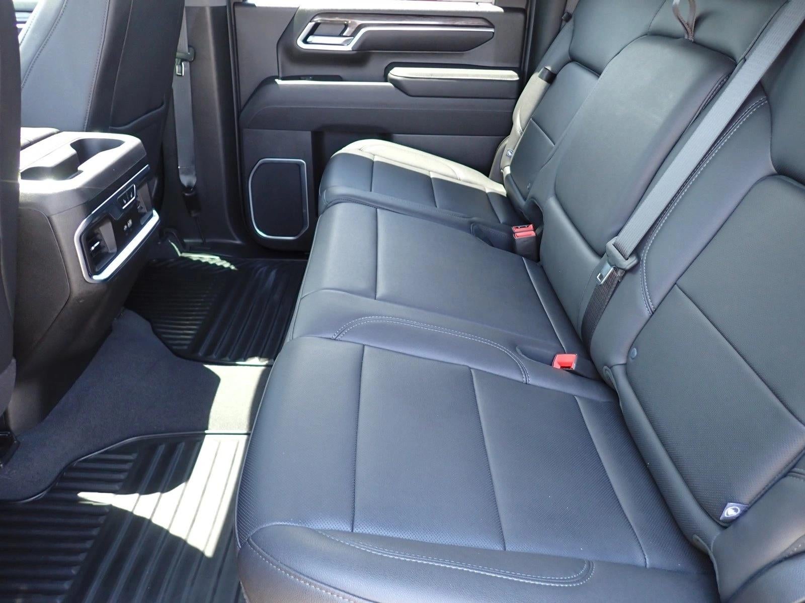 2025 Chevrolet Silverado 3500 HD LTZ