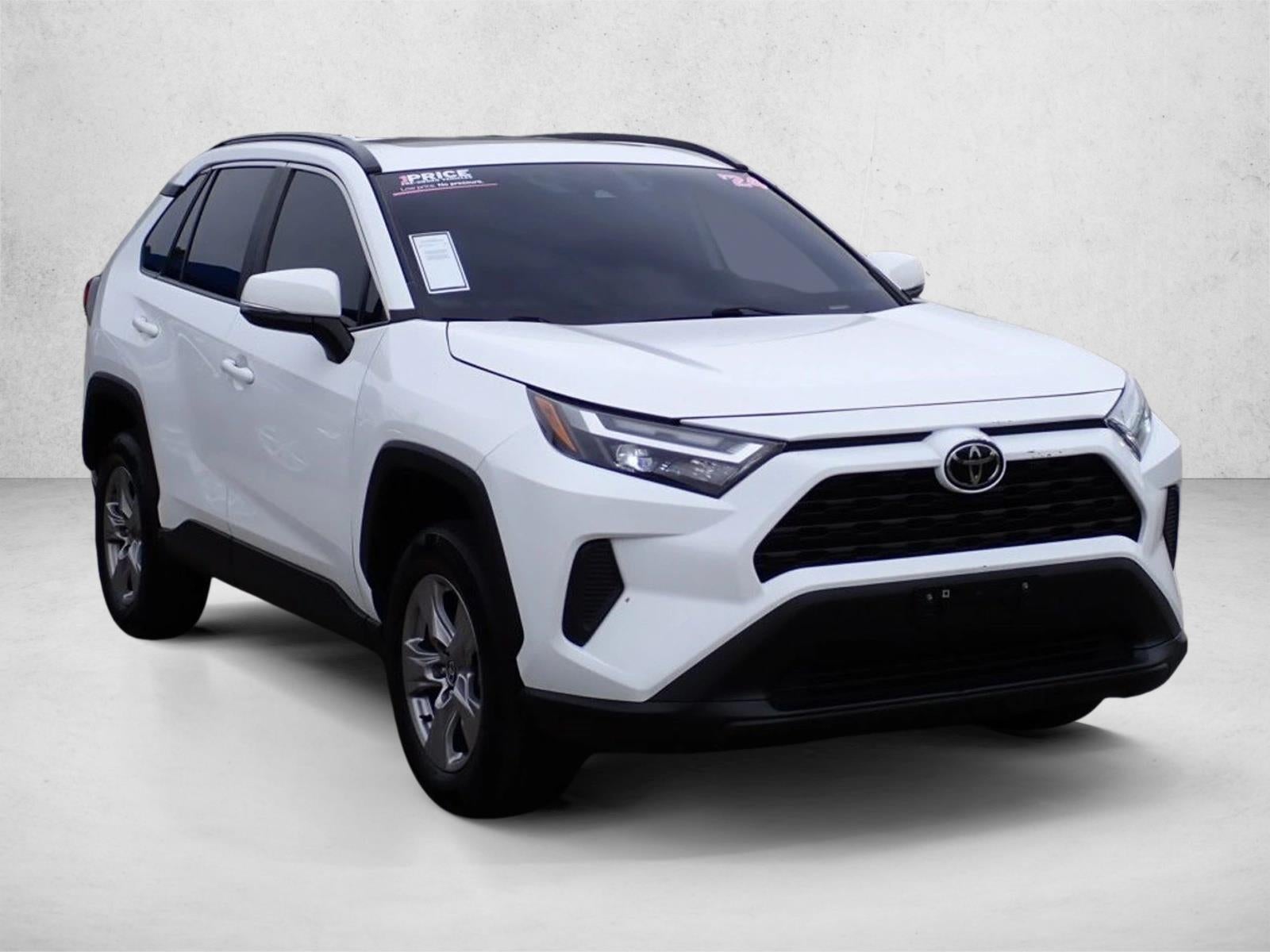 2024 Toyota RAV4 XLE