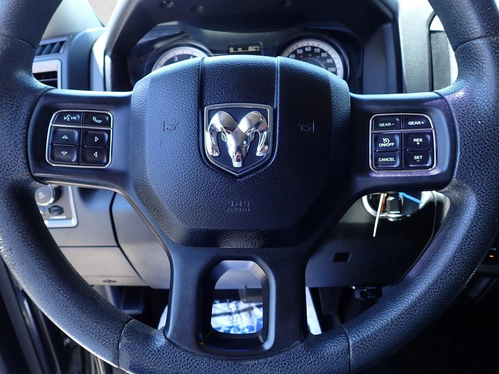 2018 RAM 1500 Express Crew Cab 4x4 5'7" Box