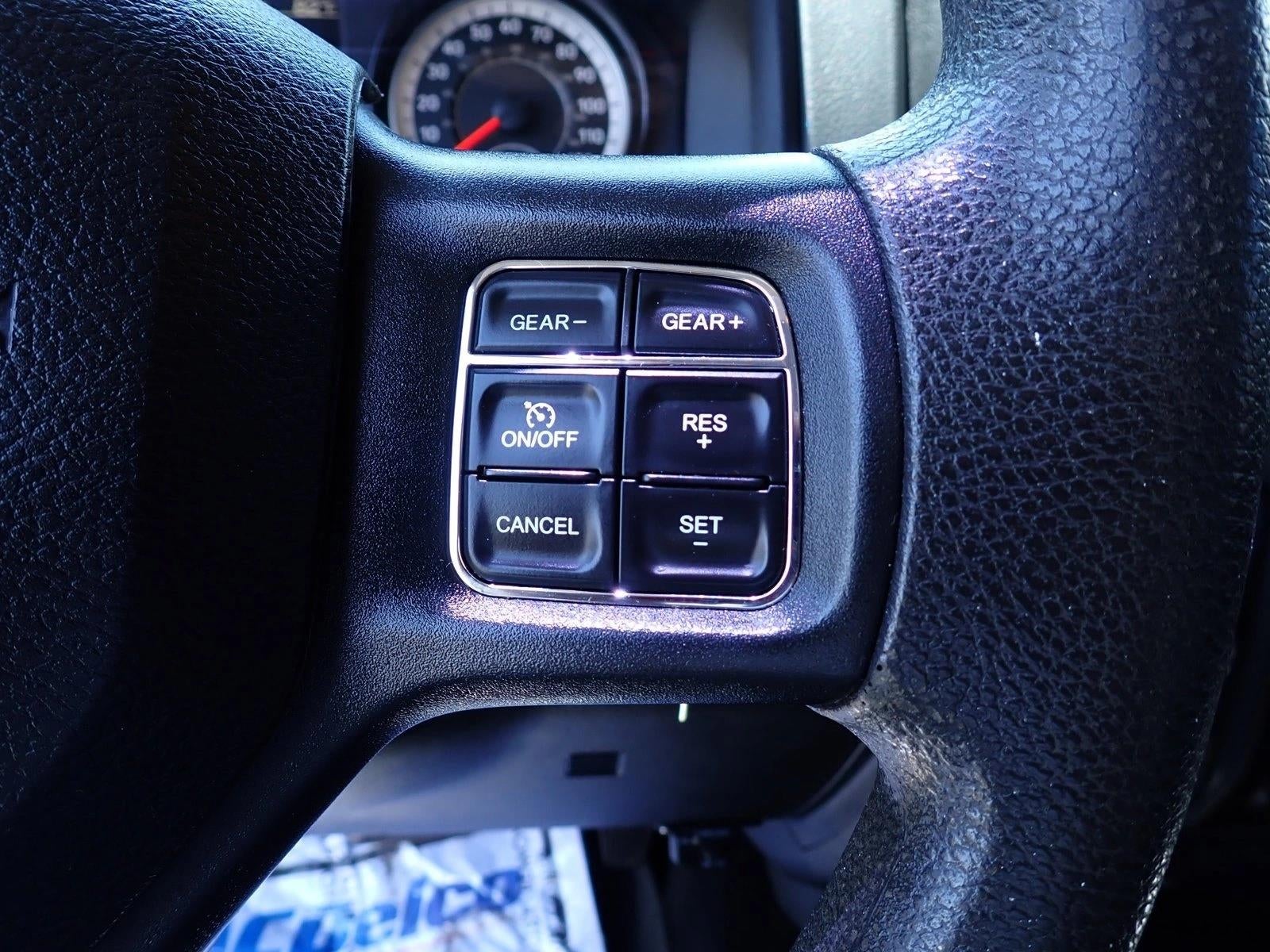 2018 RAM 1500 Express Crew Cab 4x4 5'7" Box