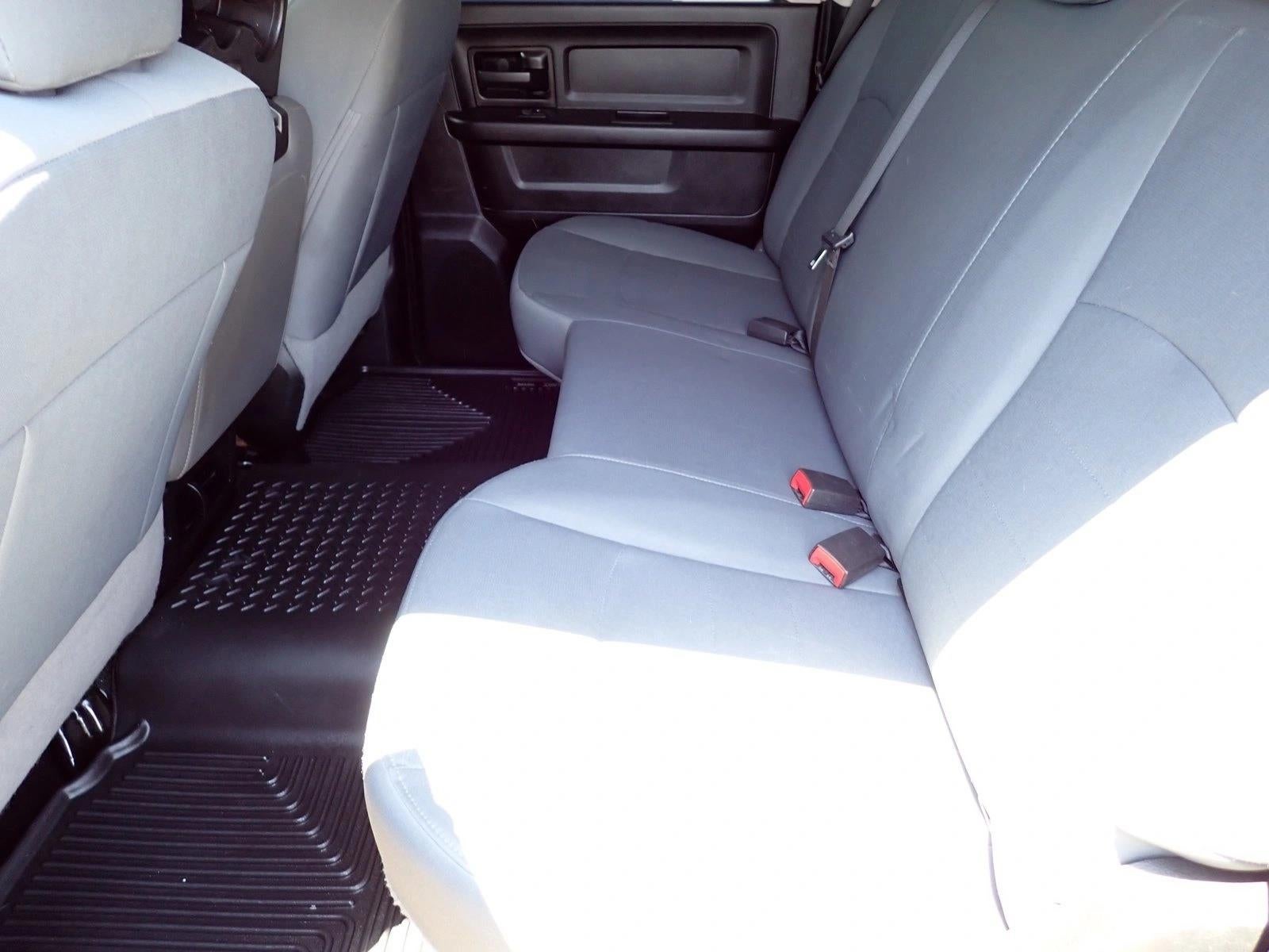 2018 RAM 1500 Express Crew Cab 4x4 5'7" Box