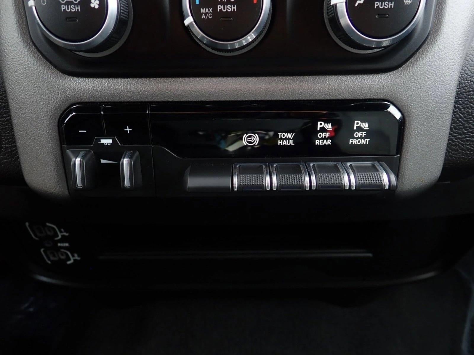 2024 RAM 2500 Big Horn Crew Cab 4x4 6'4" Box