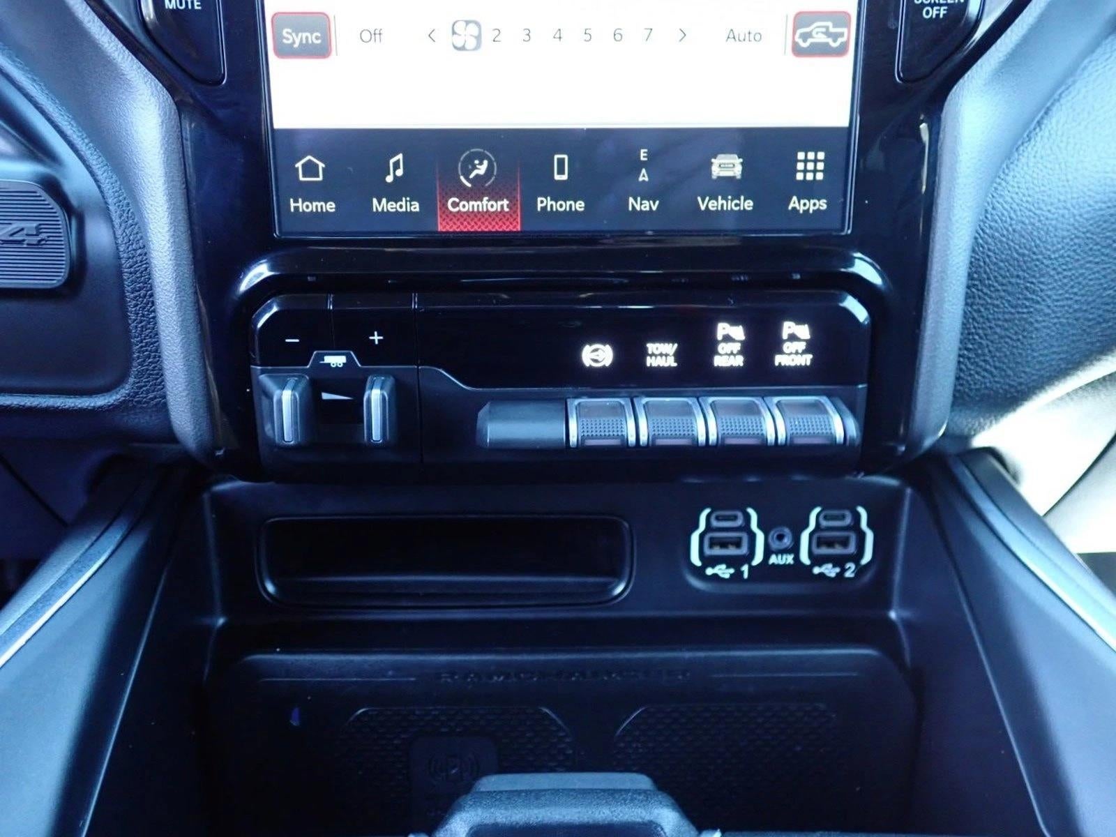 2022 RAM 2500 Laramie Crew Cab 4x4 6'4" Box