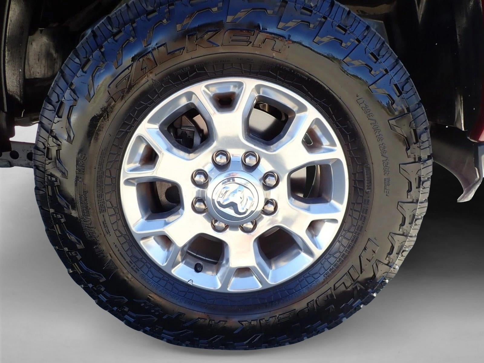 2022 RAM 2500 Laramie Crew Cab 4x4 6'4" Box