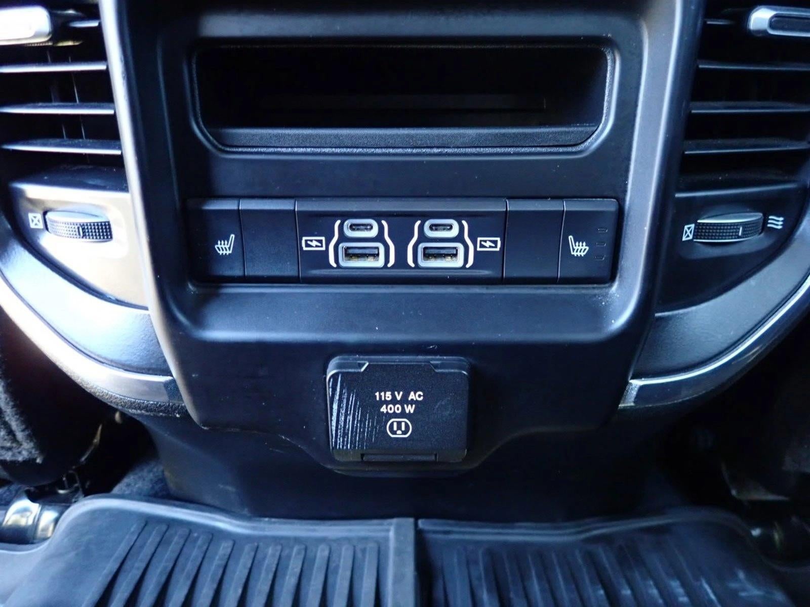 2022 RAM 2500 Laramie Crew Cab 4x4 6'4" Box