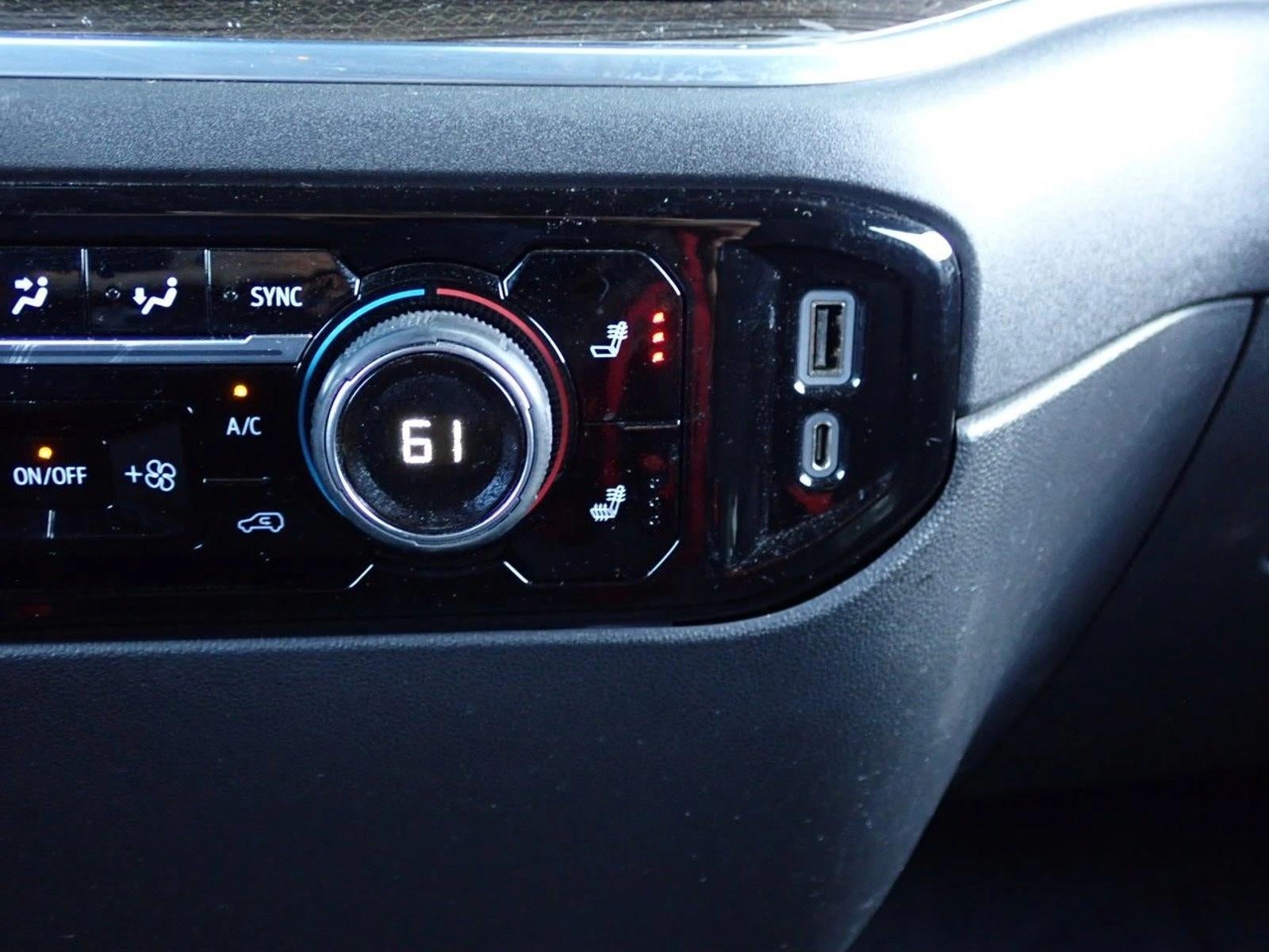 2022 Chevrolet Silverado 1500 LT (2FL)