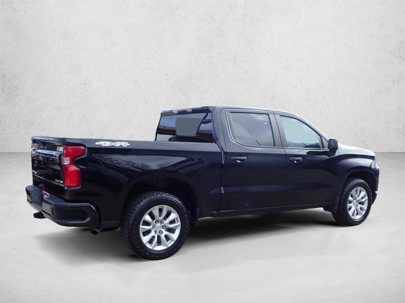 2022 Chevrolet Silverado 1500 LTD Custom