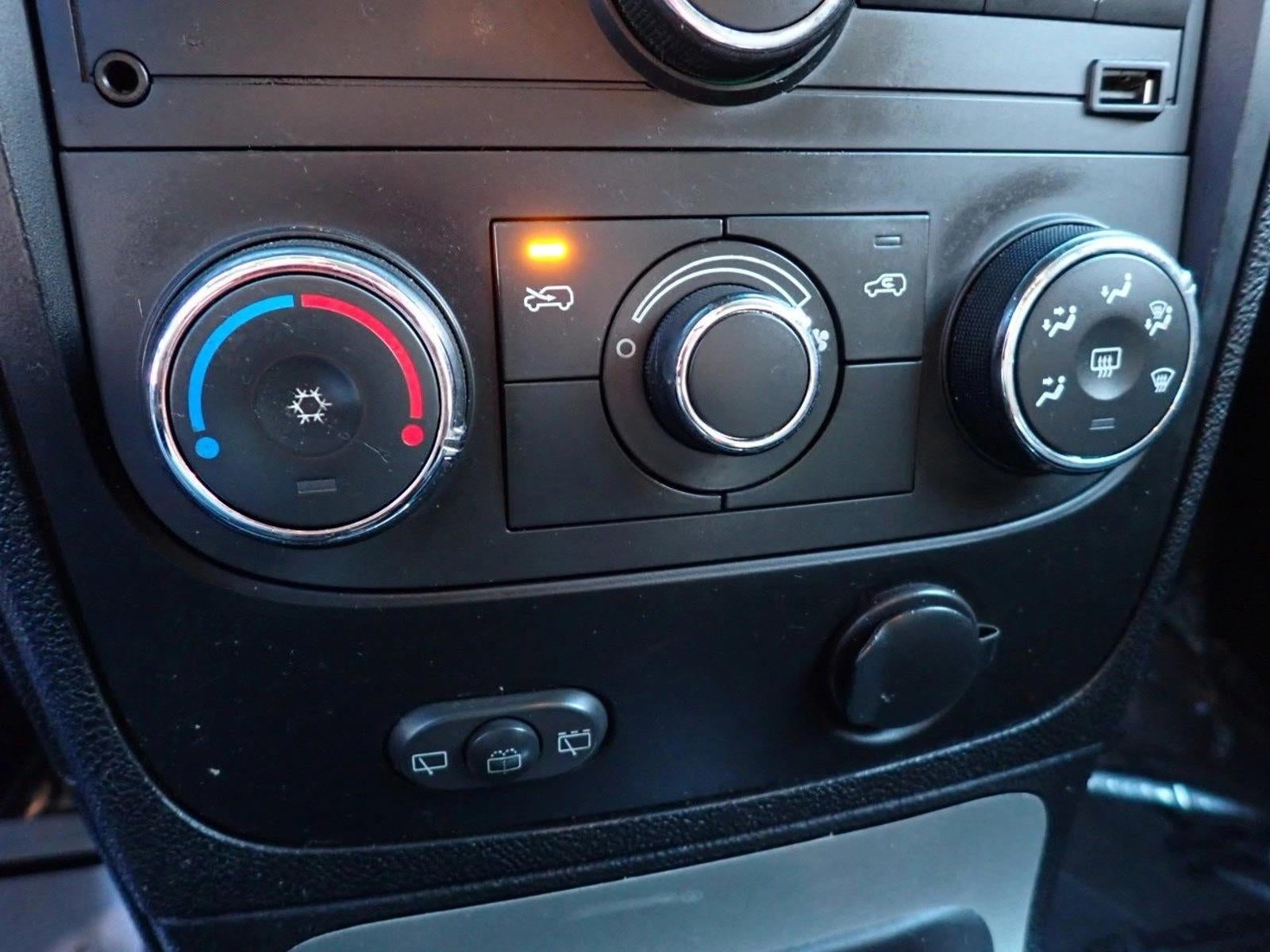 2011 Chevrolet HHR LT w/1LT