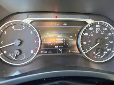 2022 Nissan Sentra SV Xtronic CVT