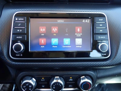 2024 Nissan Kicks S Xtronic CVT