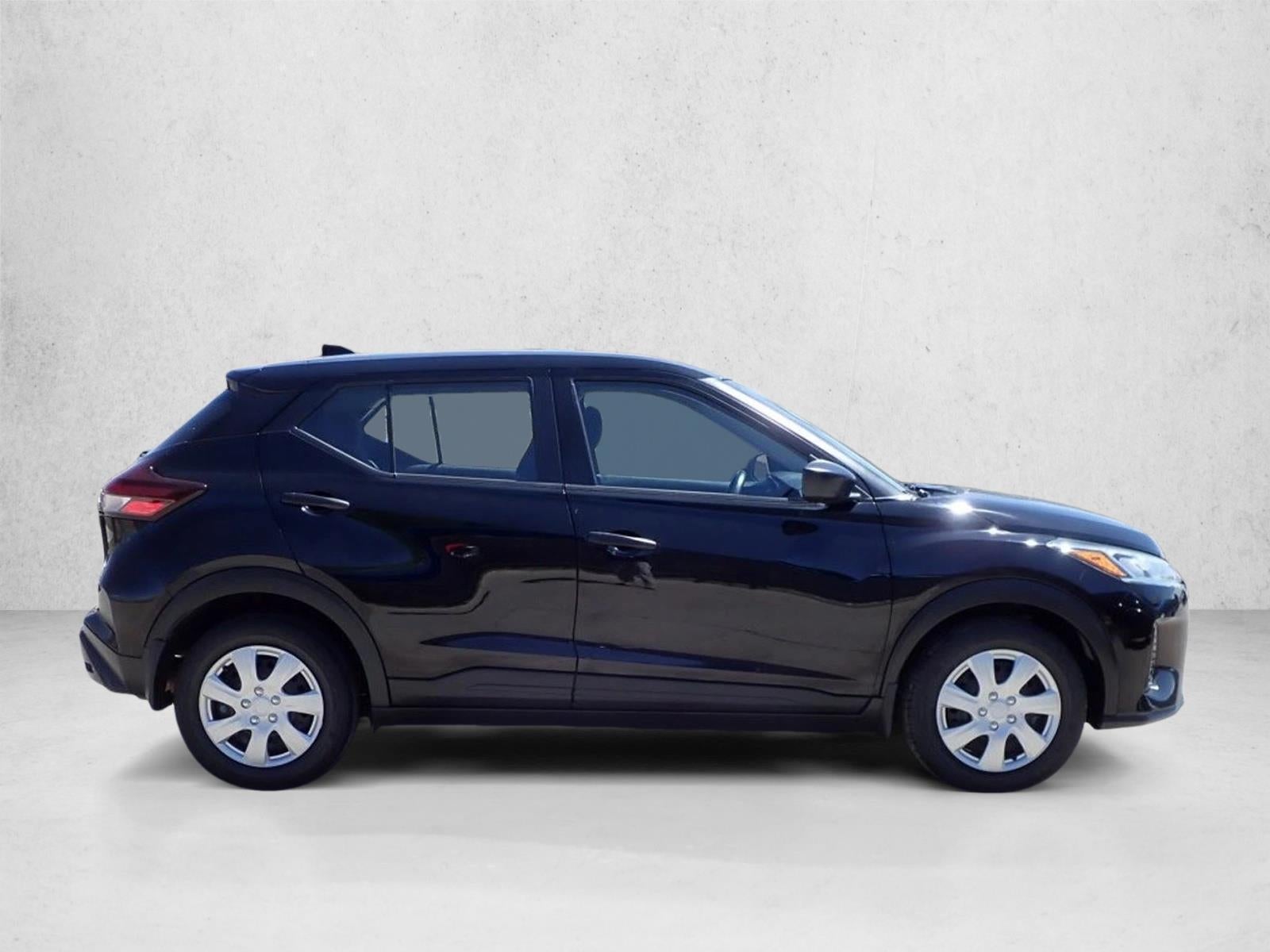 2024 Nissan Kicks S Xtronic CVT