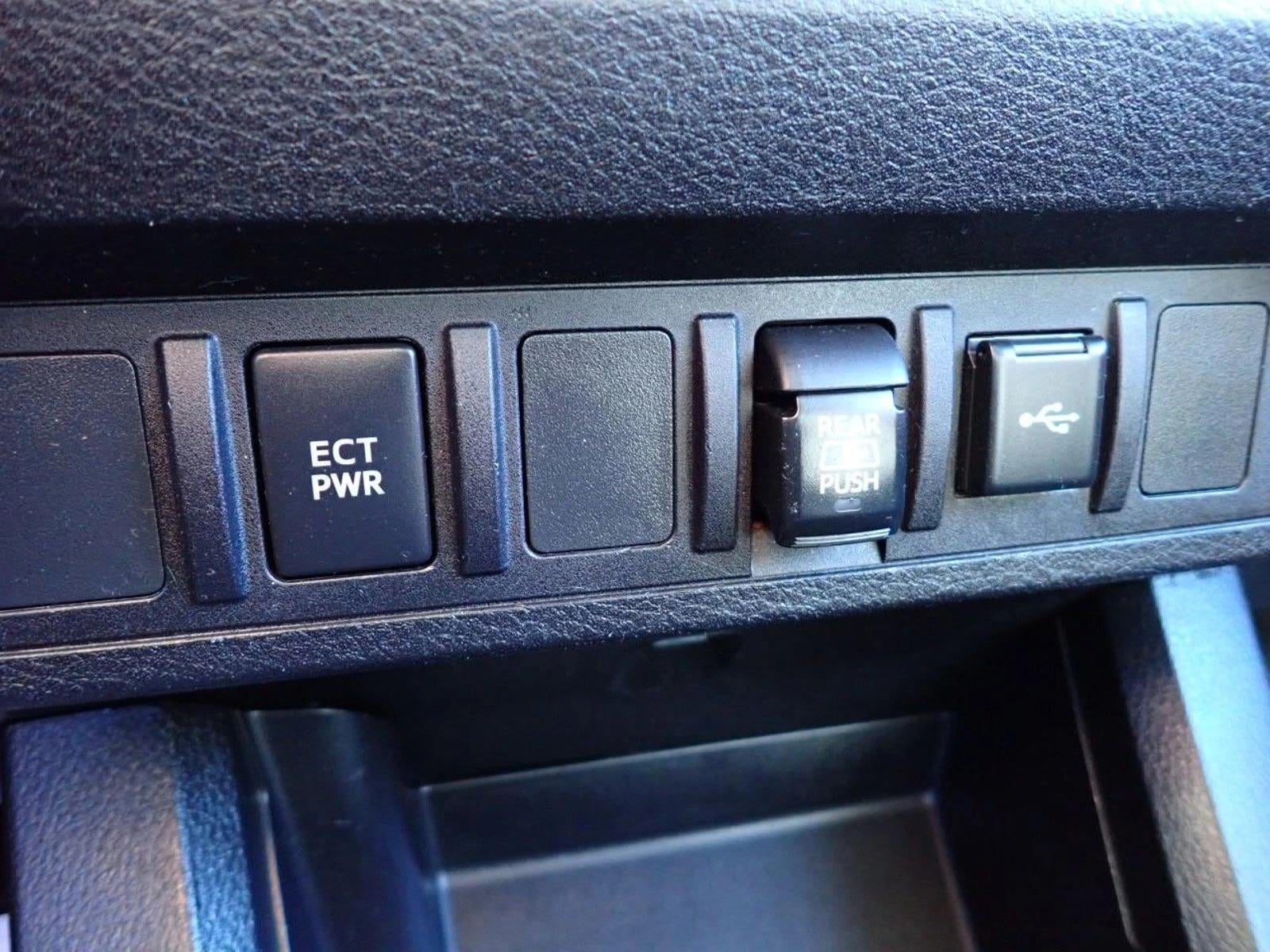 2022 Toyota Tacoma 4WD SR