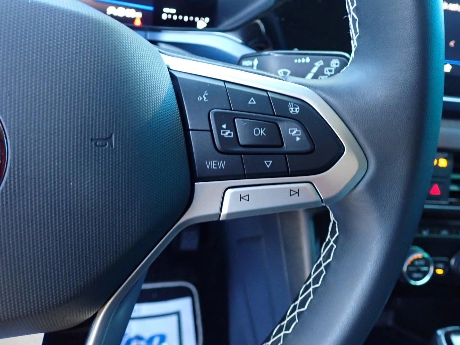 2024 Volkswagen Taos SE