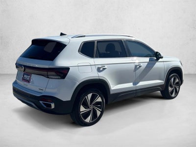 2025 Volkswagen Taos SE