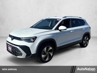 2025 Volkswagen Taos SE