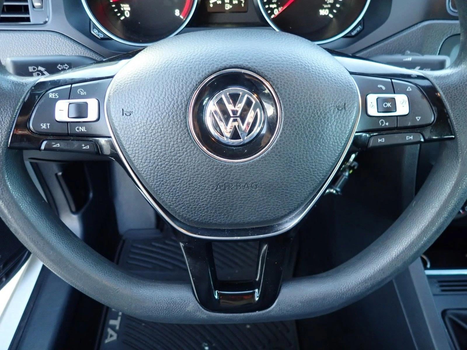 2015 Volkswagen Jetta 2.0L S