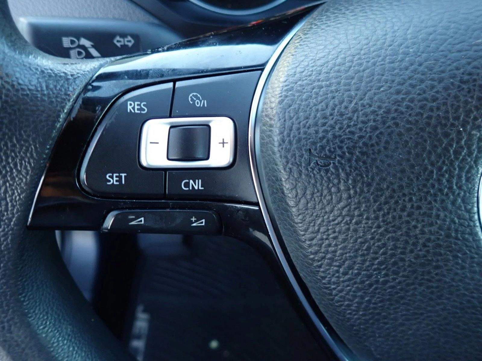 2015 Volkswagen Jetta 2.0L S
