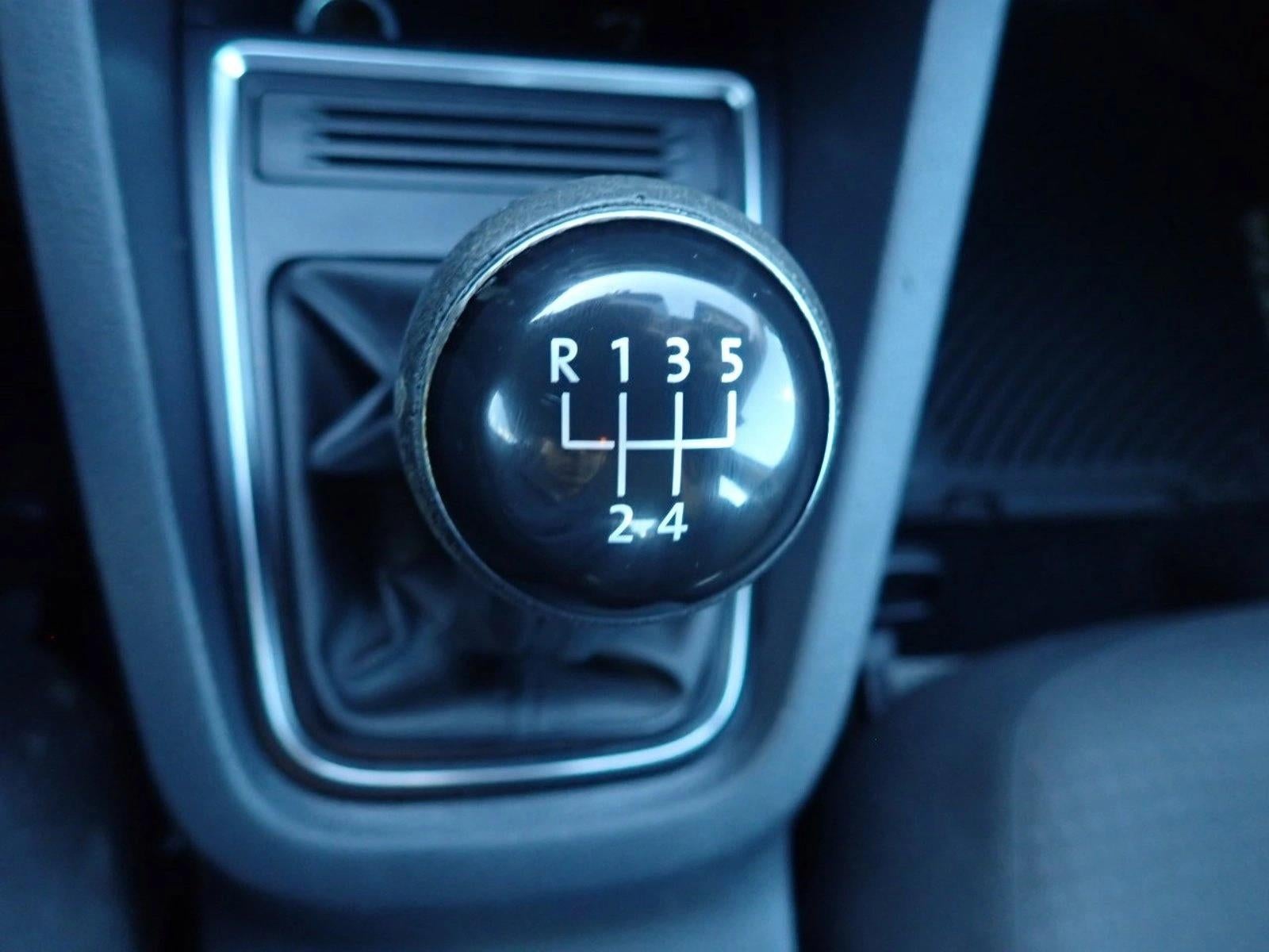 2015 Volkswagen Jetta 2.0L S