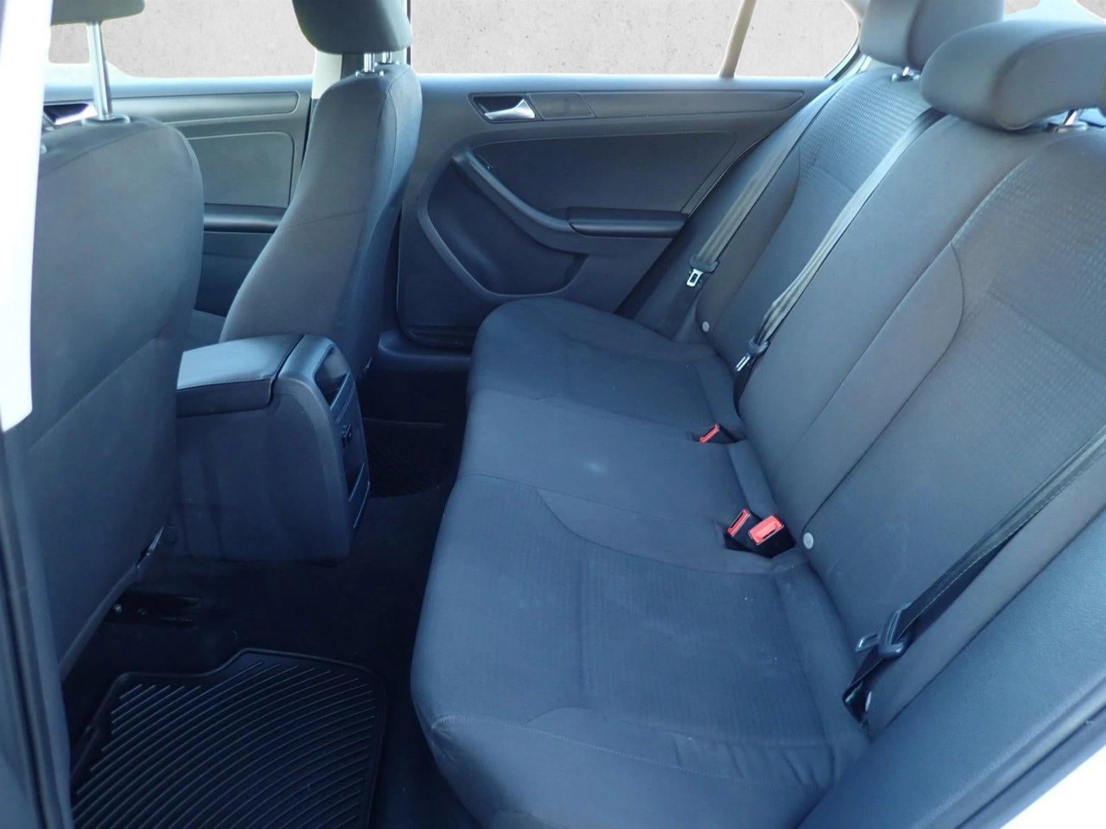 2015 Volkswagen Jetta 2.0L S