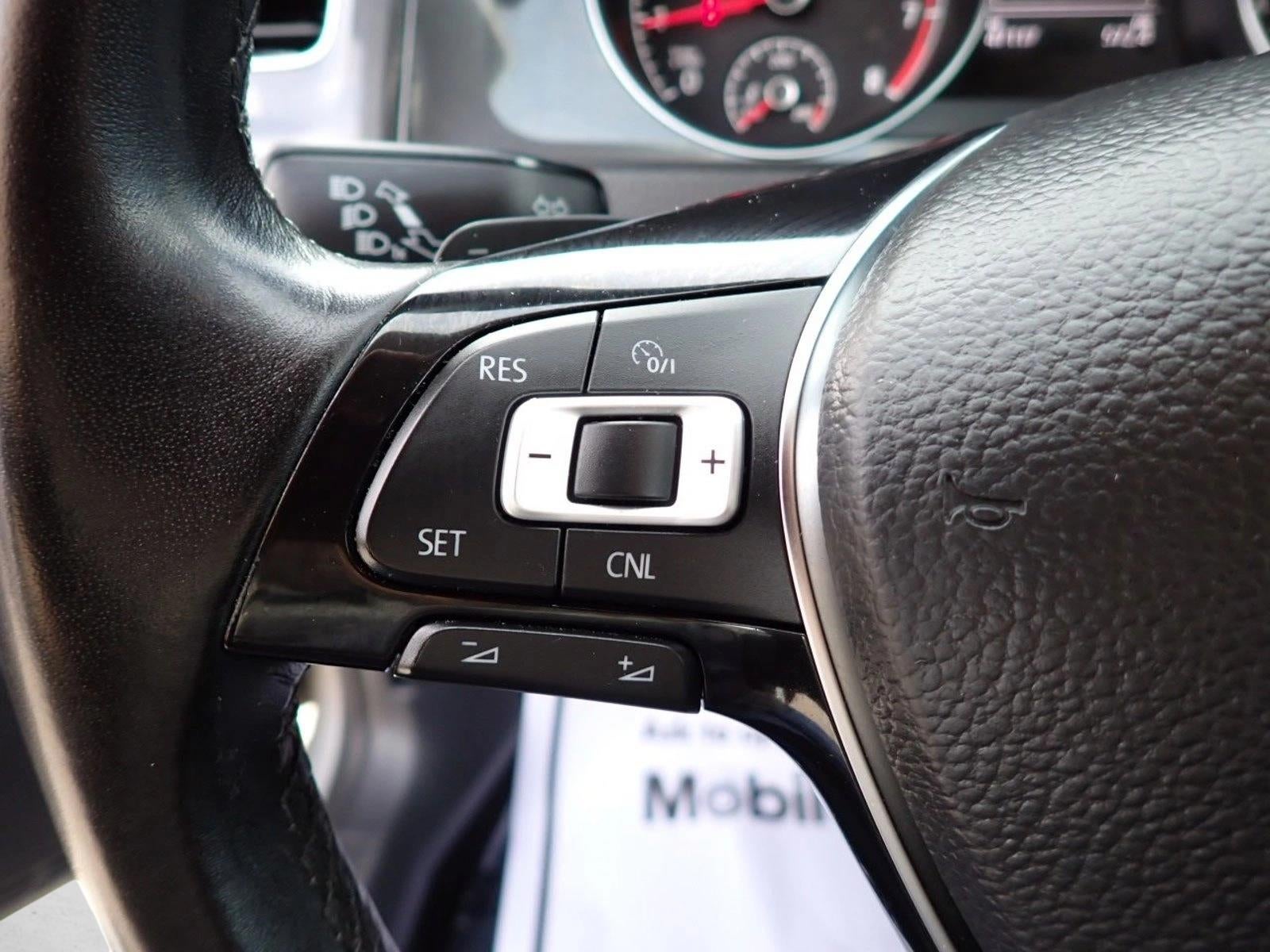 2018 Volkswagen Golf S