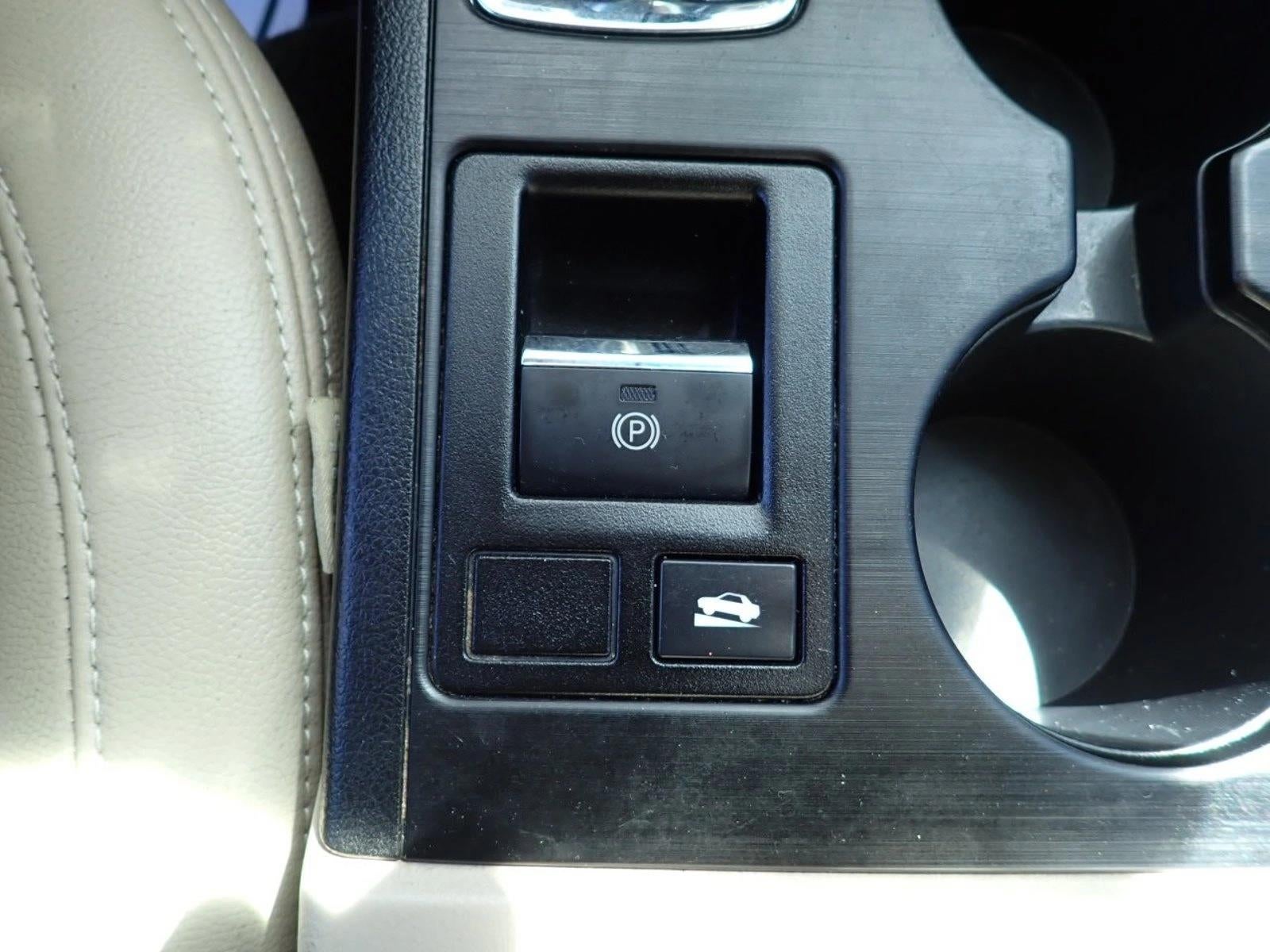 2015 Subaru Legacy 3.6R Limited