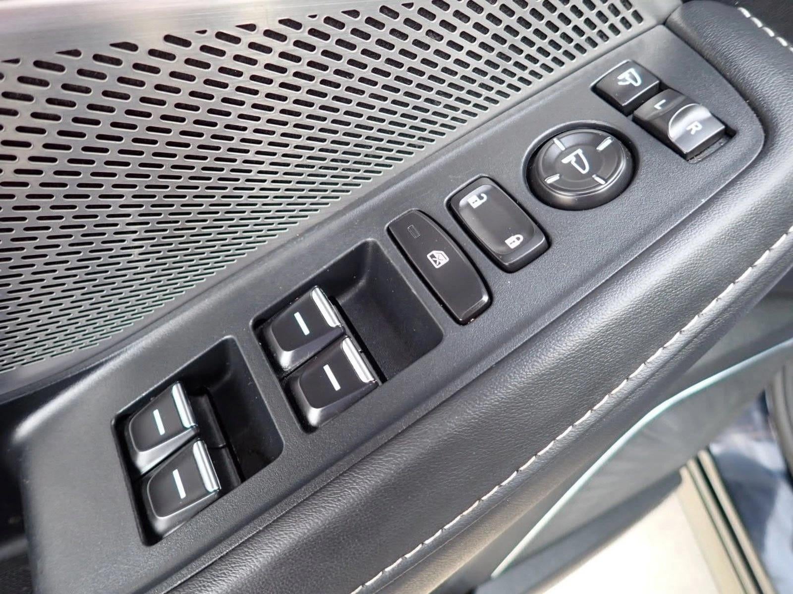 2023 Acura MDX w/Technology Package