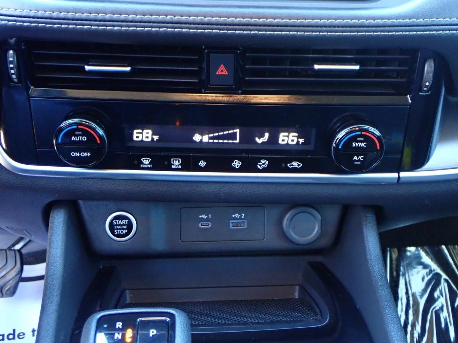 2022 Nissan Rogue SV