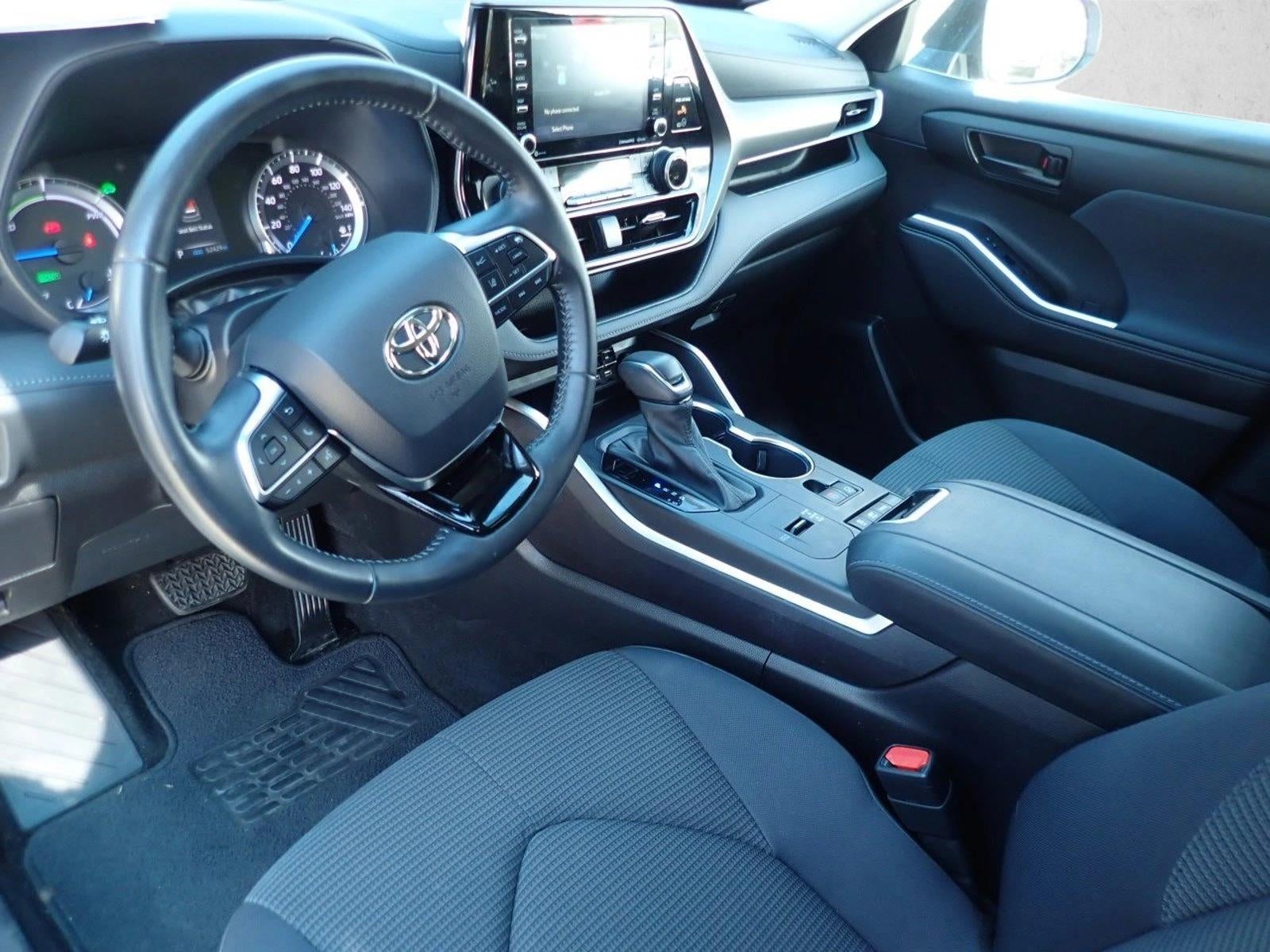 2021 Toyota Highlander Hybrid LE