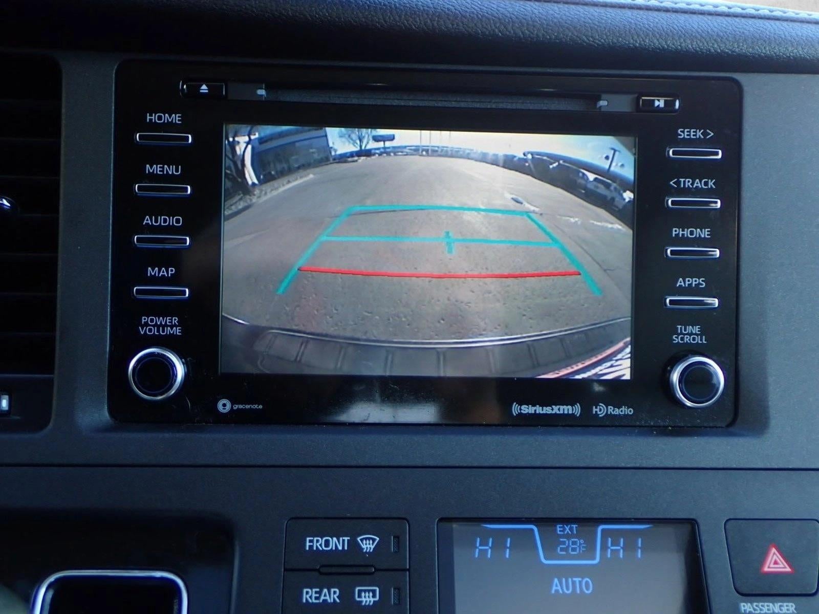 2018 Toyota Sienna XLE