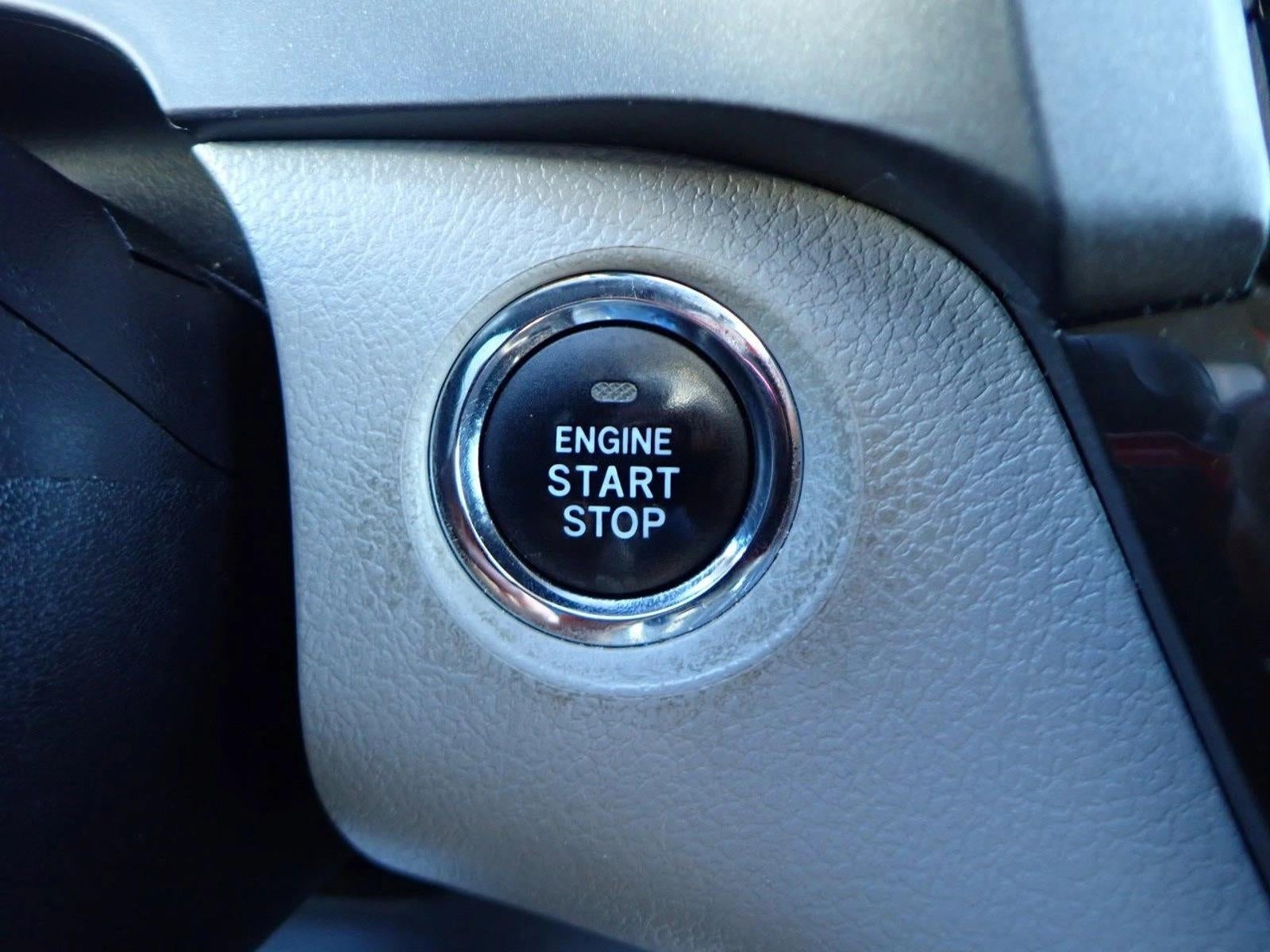 2018 Toyota Sienna XLE