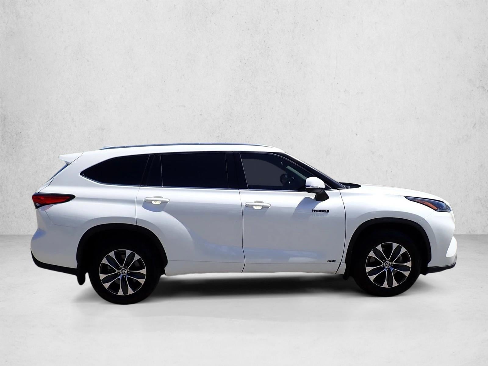 2021 Toyota Highlander Hybrid XLE
