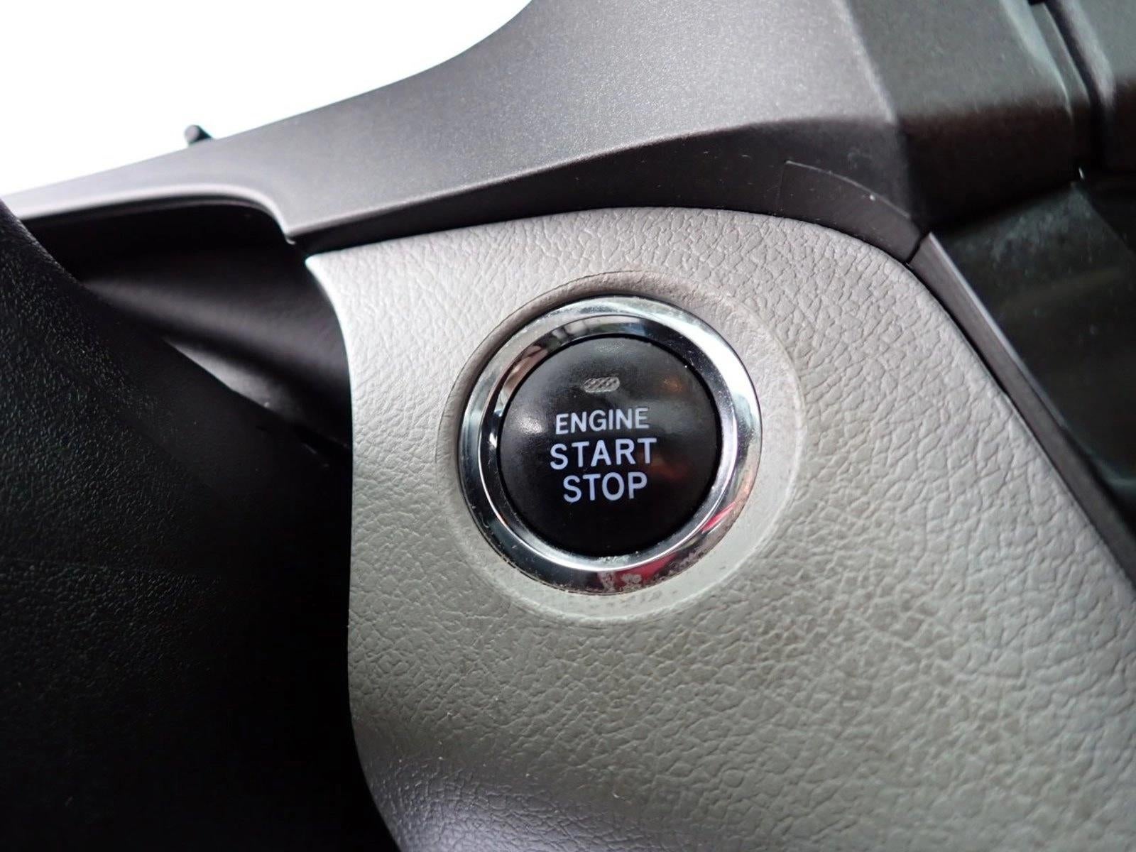 2018 Toyota Sienna XLE Auto Access Seat