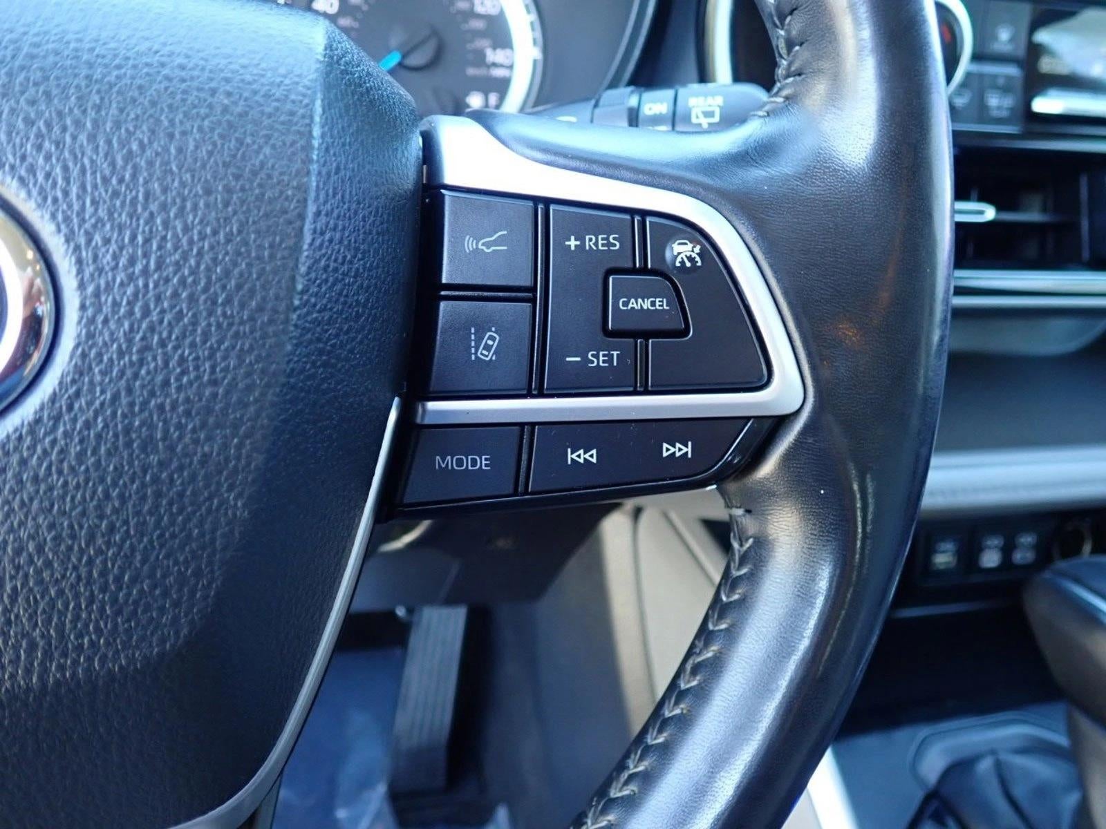 2023 Toyota Highlander Hybrid LE