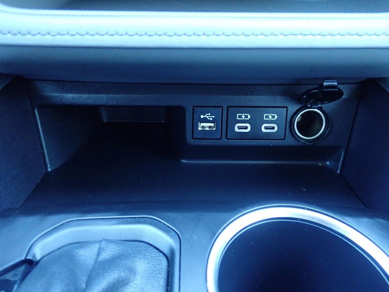 2023 Toyota Highlander Hybrid LE