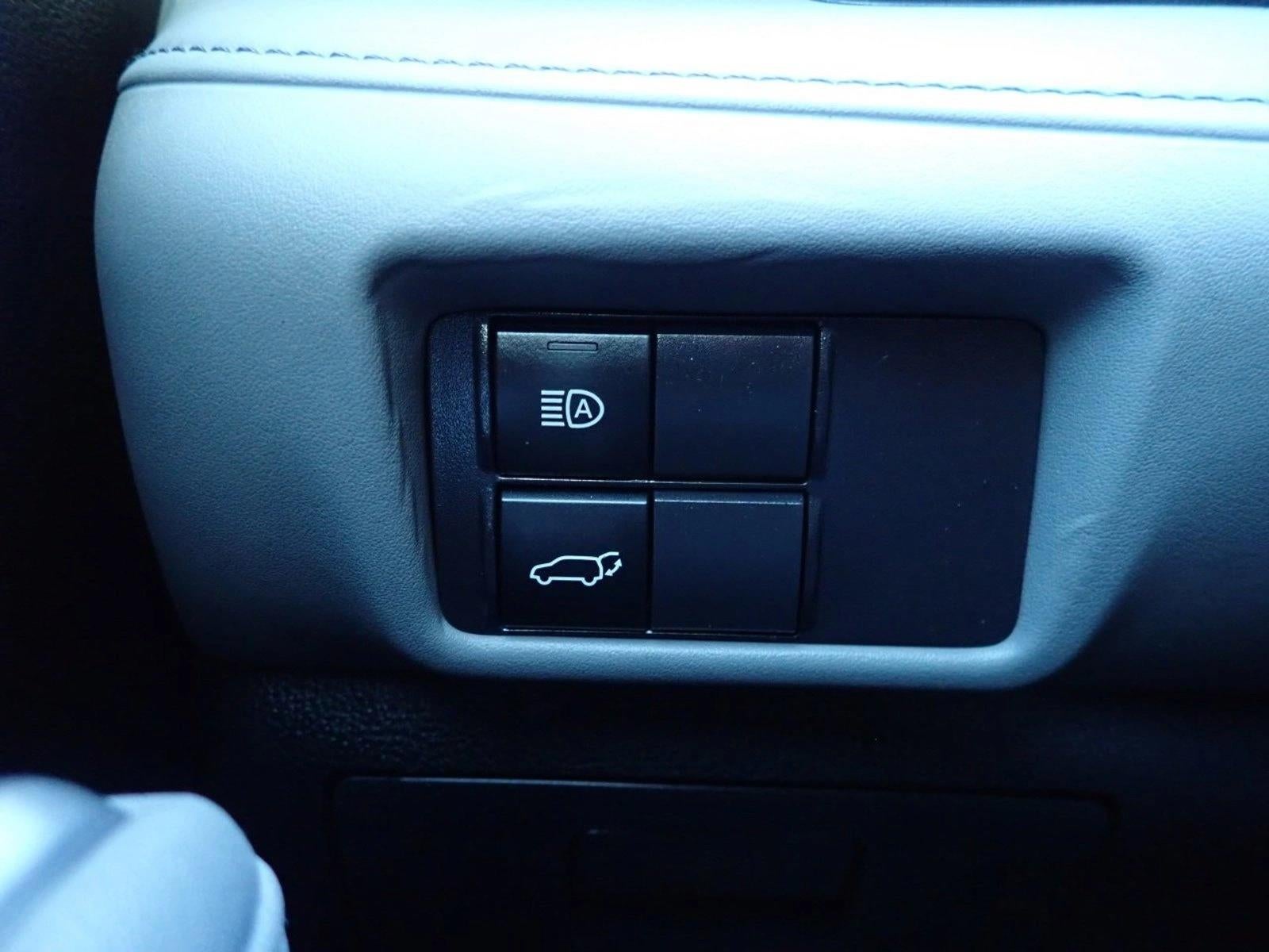 2023 Toyota Highlander Hybrid LE