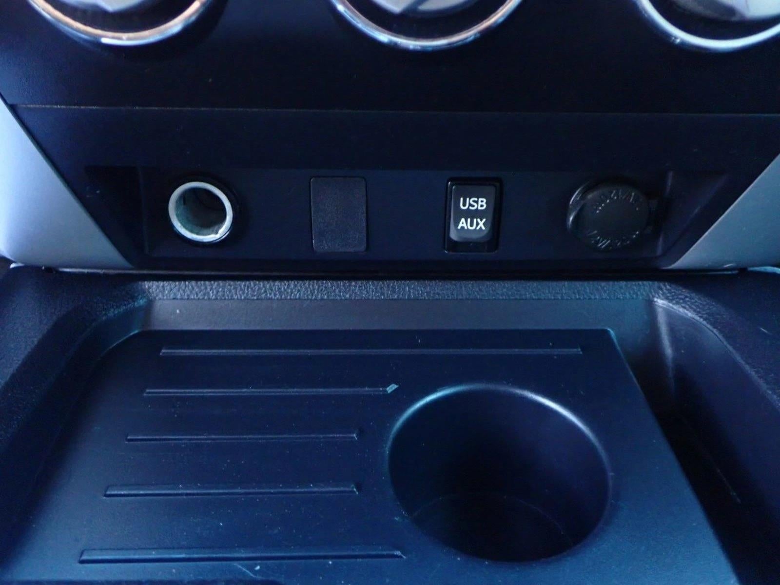 2017 Toyota Tundra 4WD SR5