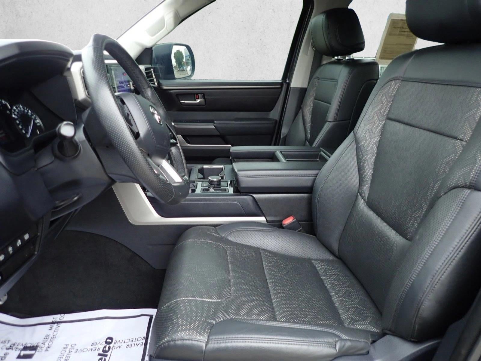 2023 Toyota Tundra 4WD SR5