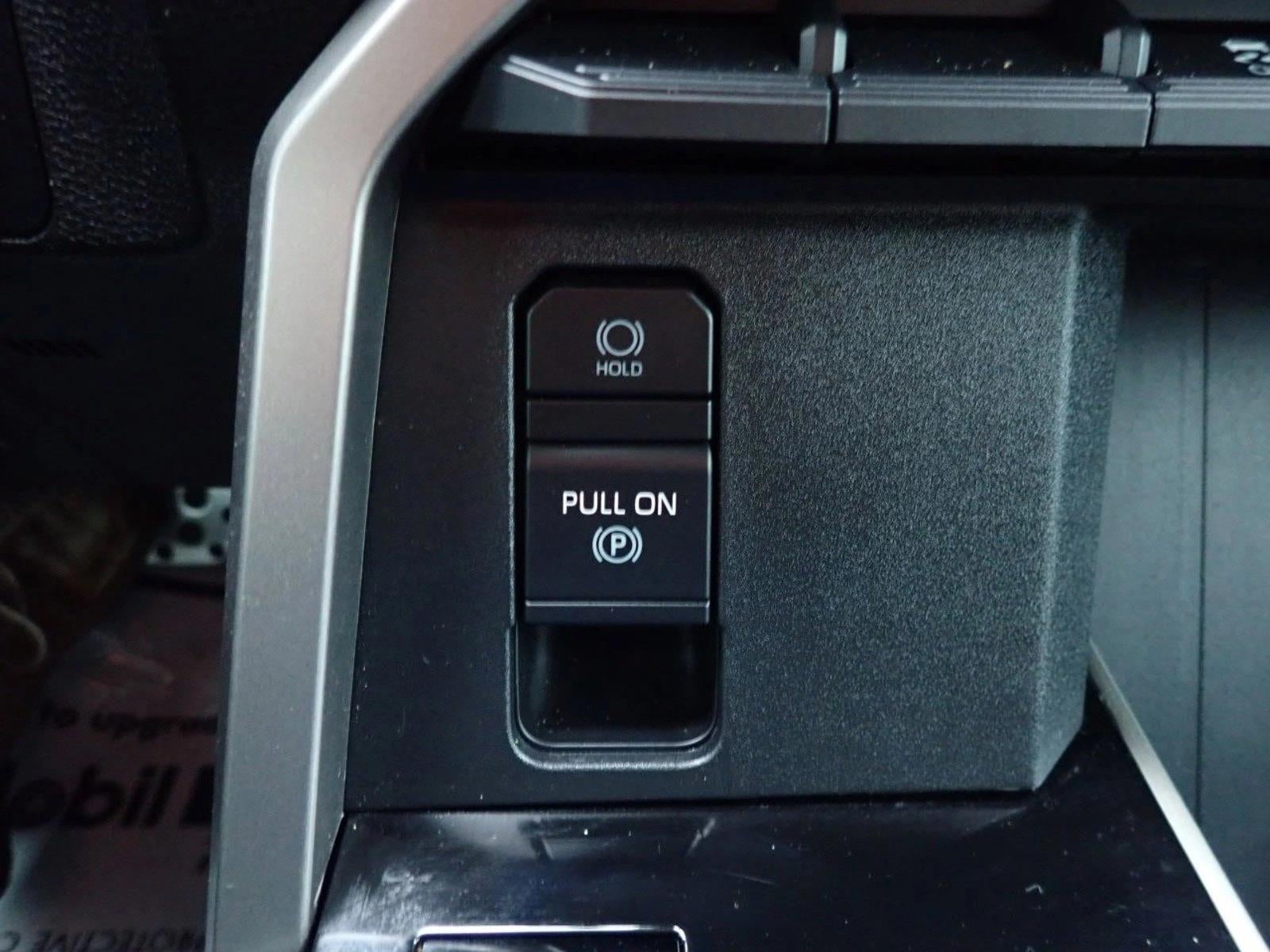 2023 Toyota Tundra 4WD SR5