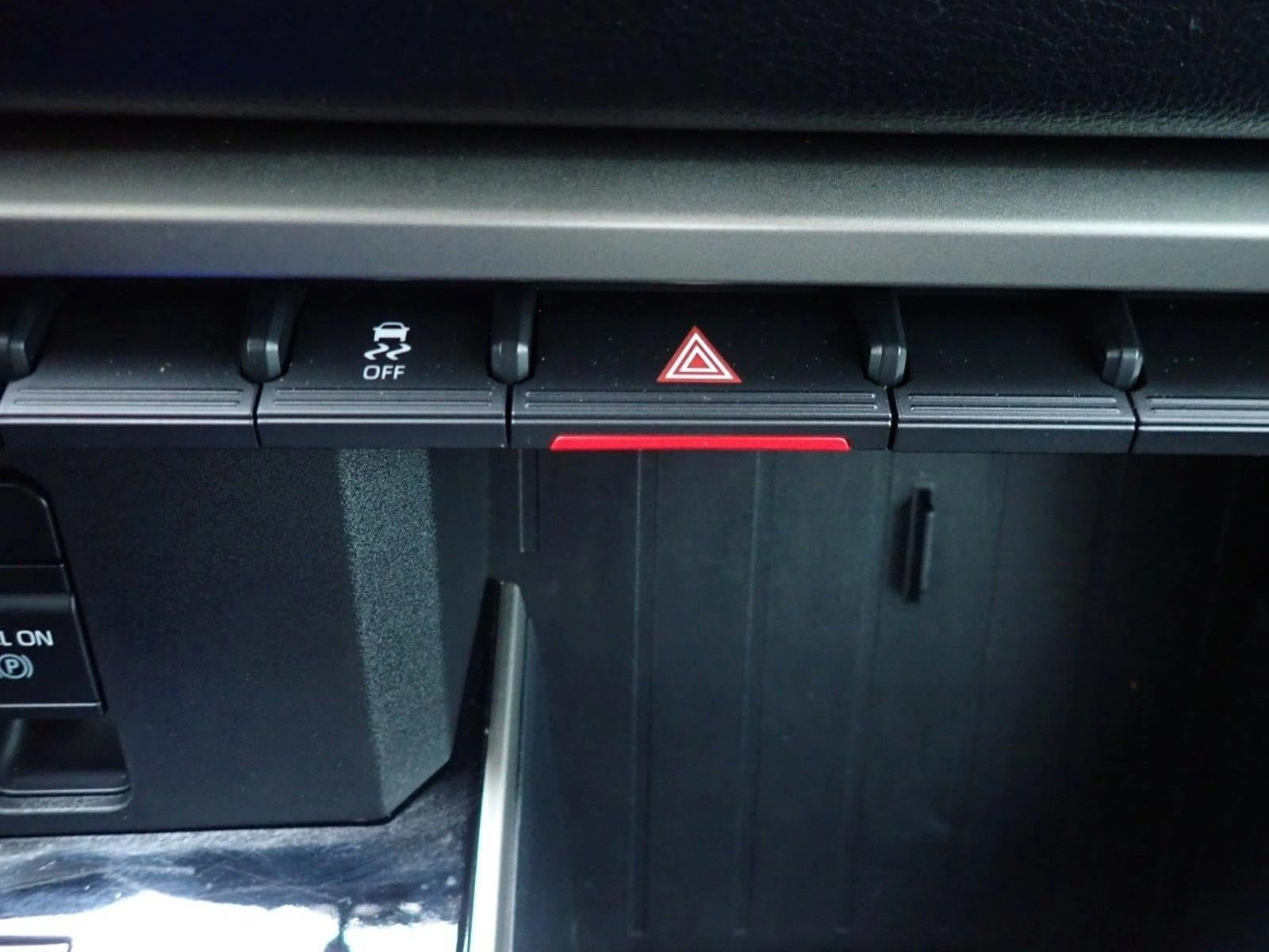 2023 Toyota Tundra 4WD SR5