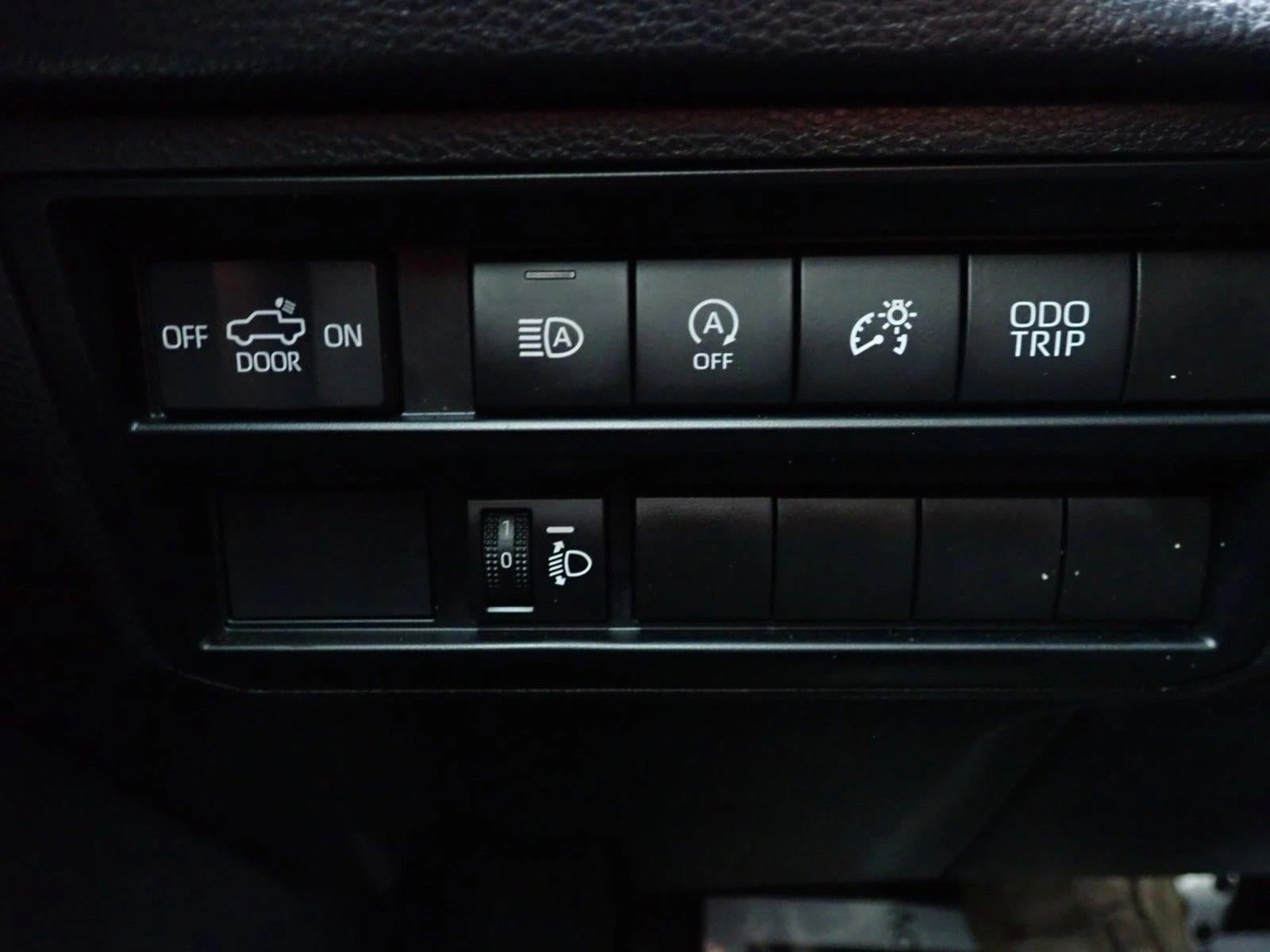 2023 Toyota Tundra 4WD SR5